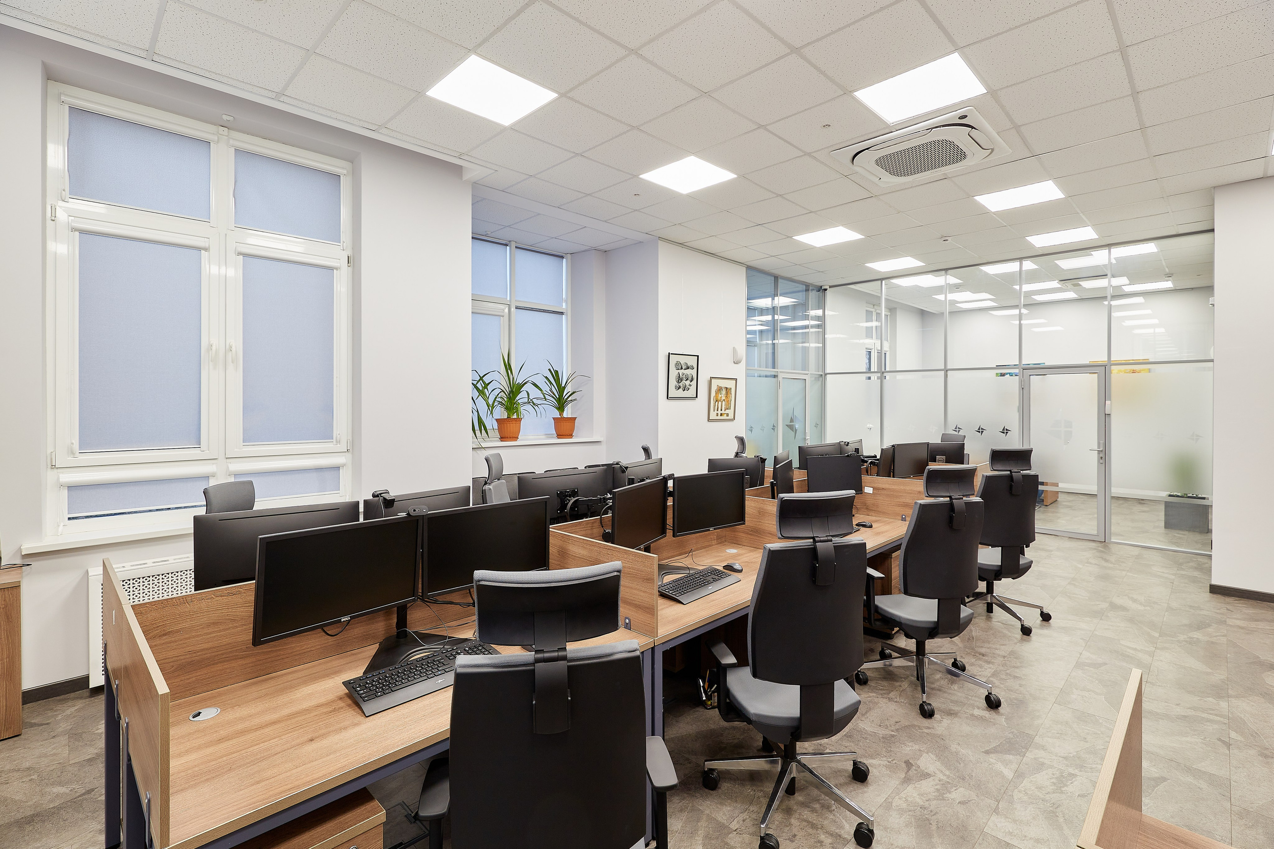 Съемка офиса Краснодар. Фотограф Руслан Потапов в Краснодаре