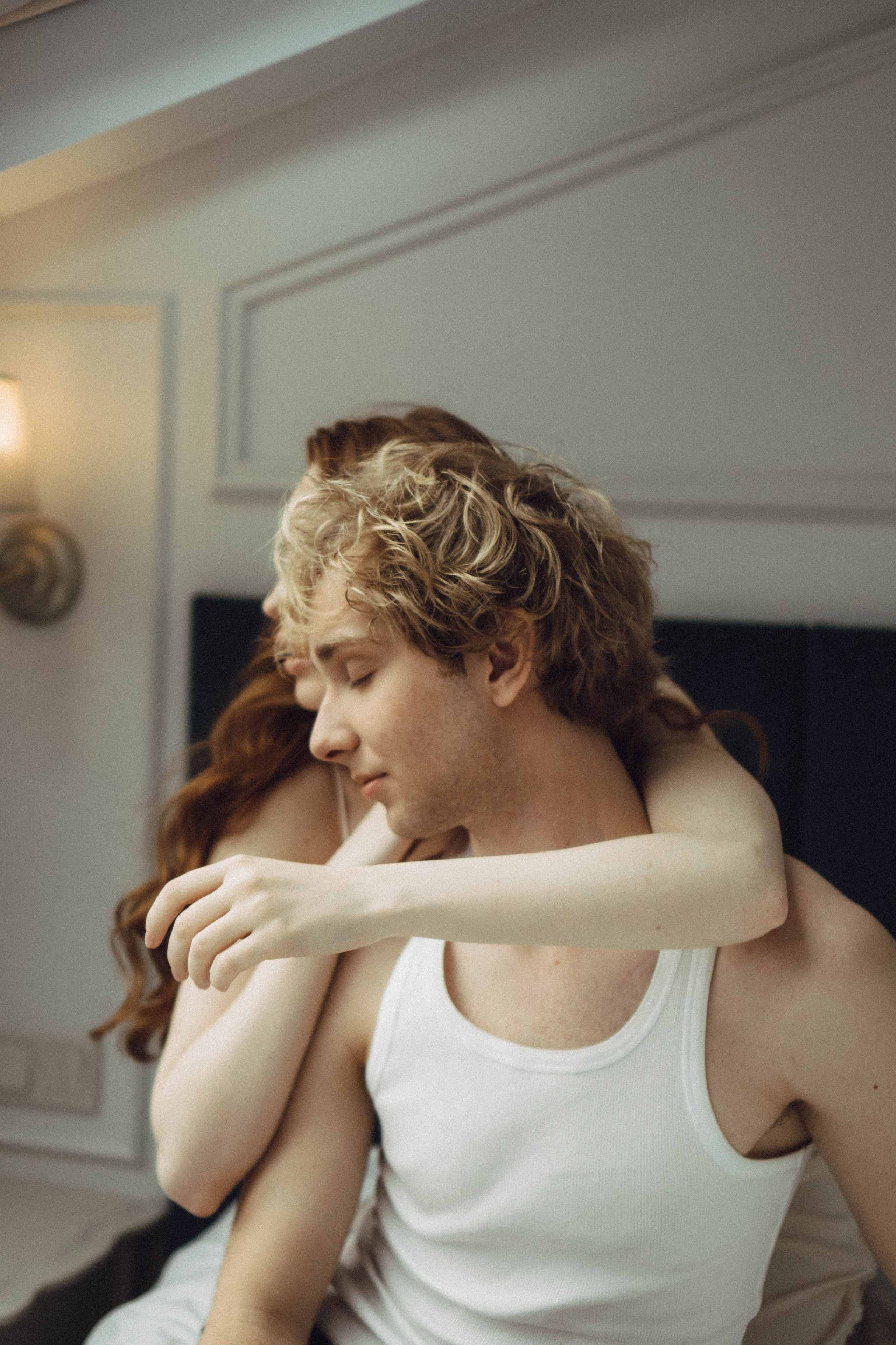 СВАДЕБНАЯ СЬЕМКА В ОТЕЛЕ. СБОРЫ ЖЕНИХА И НЕВЕСТЫ И ТАКЖЕ ТОР И ПОДГОТОВКА К ПРОГУЛКЕ. Профессиональный фотограф, Санкт-Петербург — Виктория Богомолова