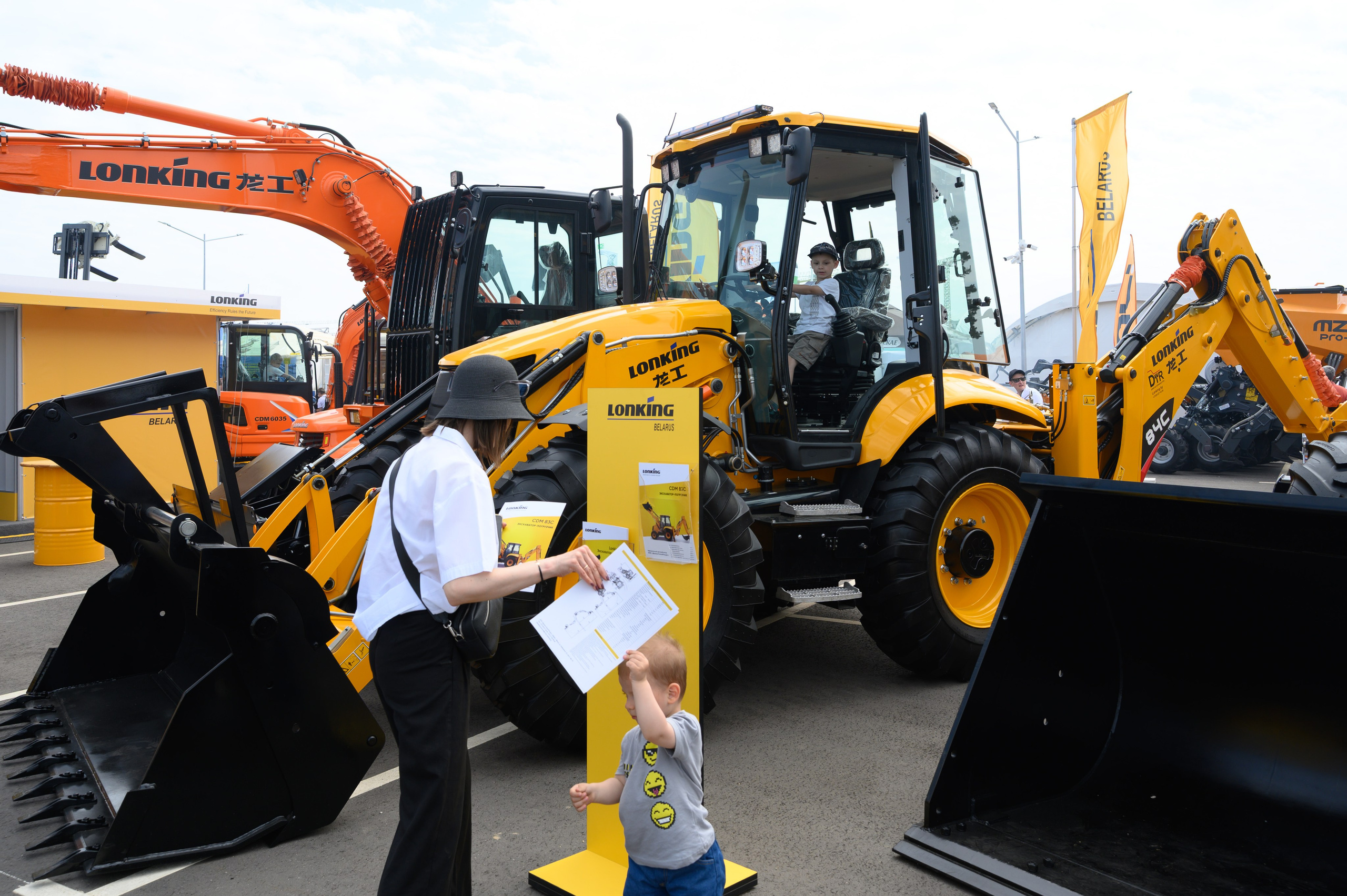 Агровыставка. Фотоуслуги, услуги фотографа, фотографирование важных событий