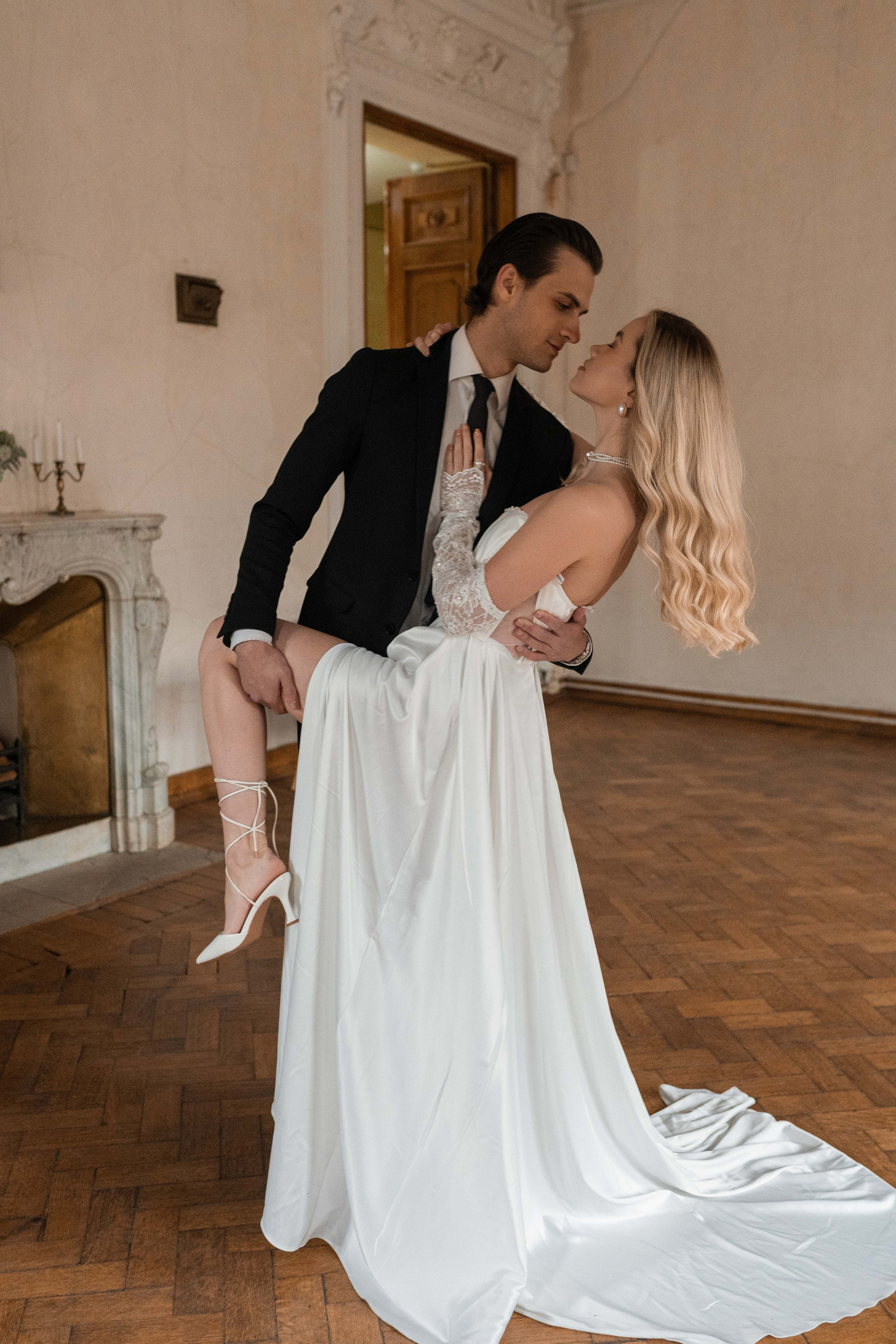 Свадебная фотосессия в&nbsp;Пушкинской библиотеке в&nbsp;Москве, регистрация брака библиотека- читальня Пушкина, библиотека Пушкина церемония, адрес счастья библиотека Пушкина, фотограф Москва на&nbsp;регистрацию