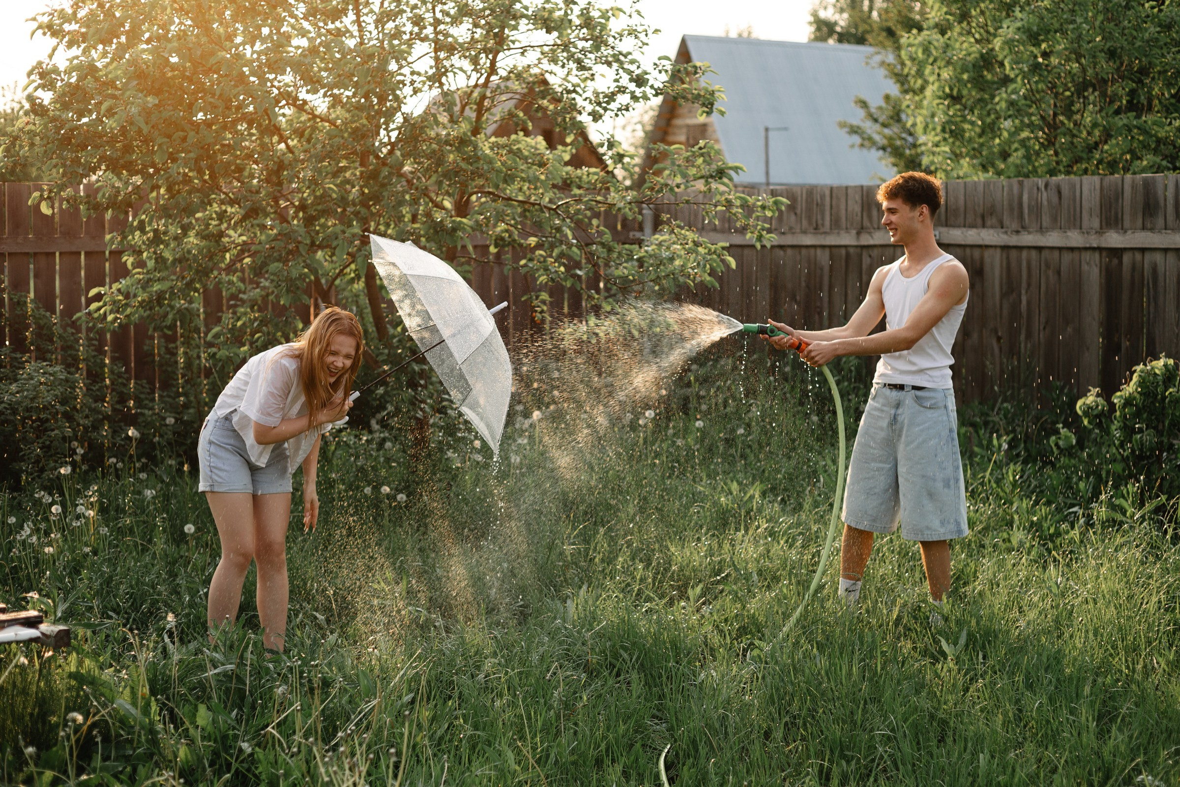 Серия с водой. Арина и Сергей. Евгения. Июнь 2025. Фотограф Пермь. Свадьбы. Семья и дети, школа, д. сад. Фотокниги
