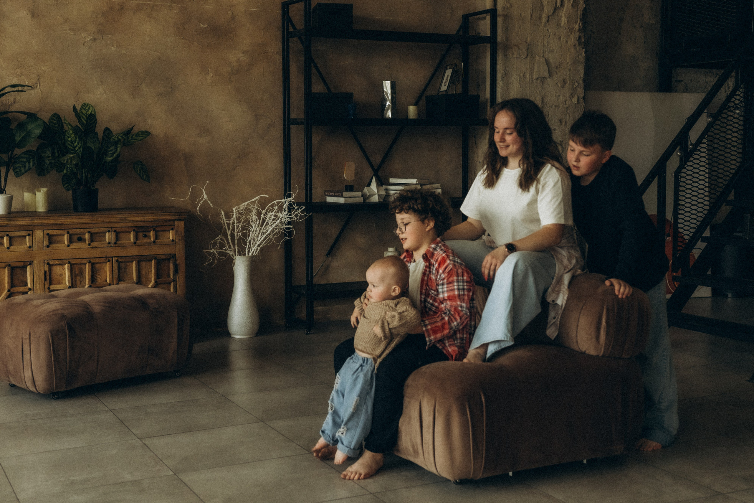 Ильнара и сыновья. Гаврилова Настя семейный фотограф lifestyle в Москве