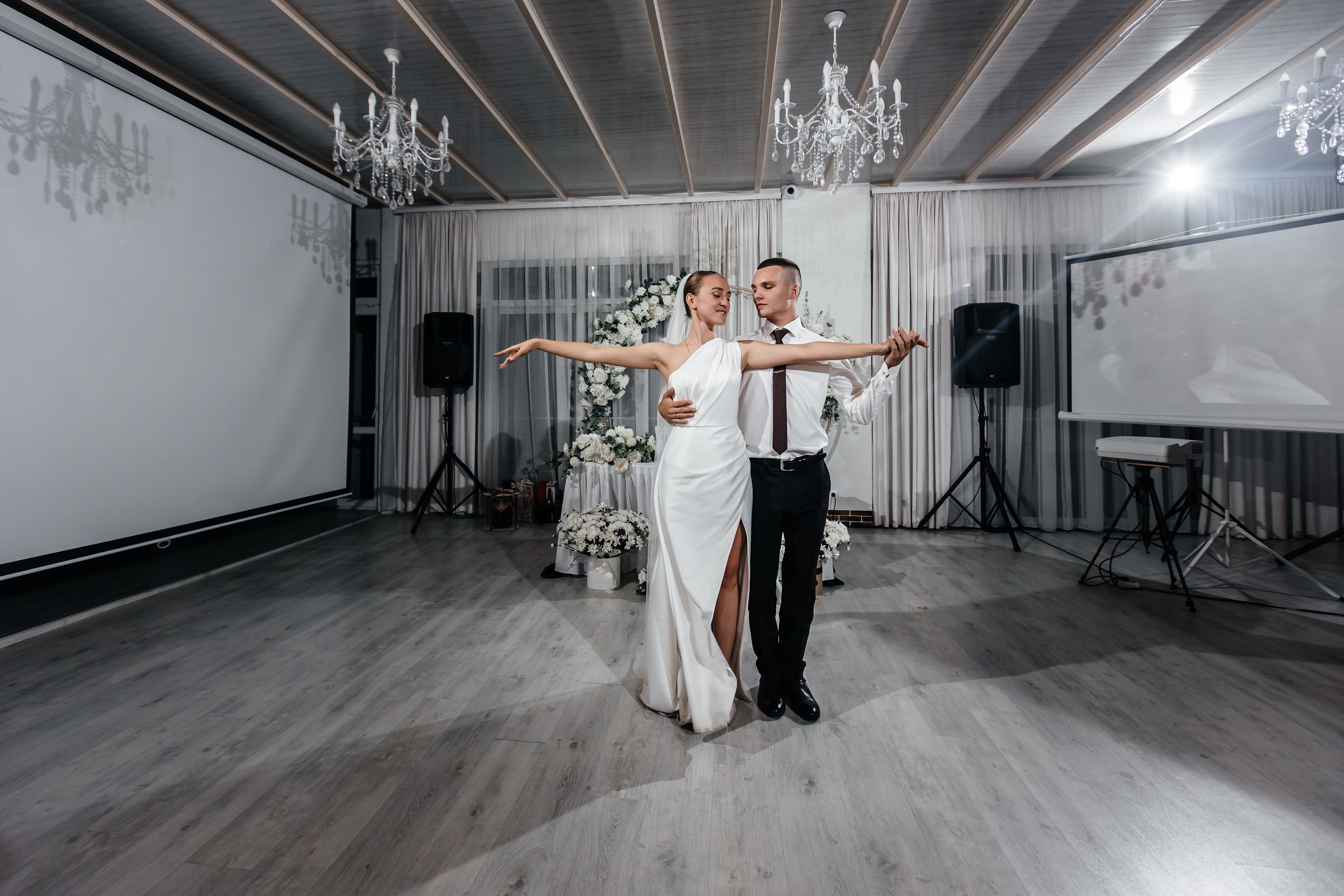 Анонс свадьбы для Яны и Юрия. Гаспра, Вилла Танго. Свадебный фотограф в Крыму и Севастополе Ольга Баскакова