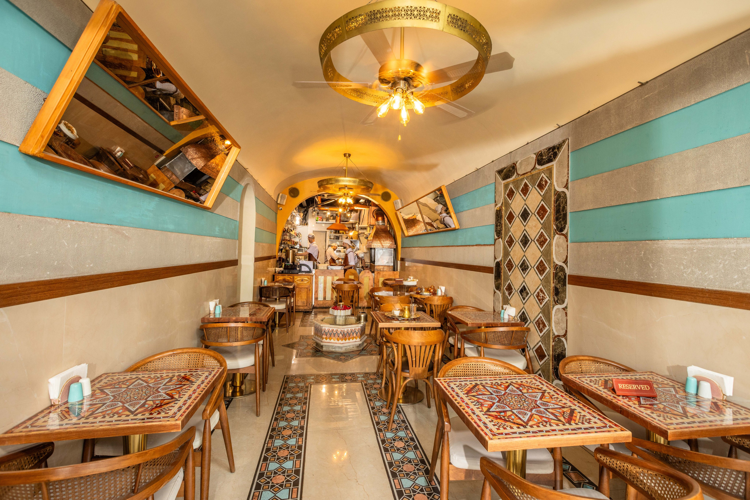 Фотосъёмка интерьера — Ресторана Ливанской Кухни «ADAM». Рекламный, предметный, репортажный, семейный фотограф и художник в Москве