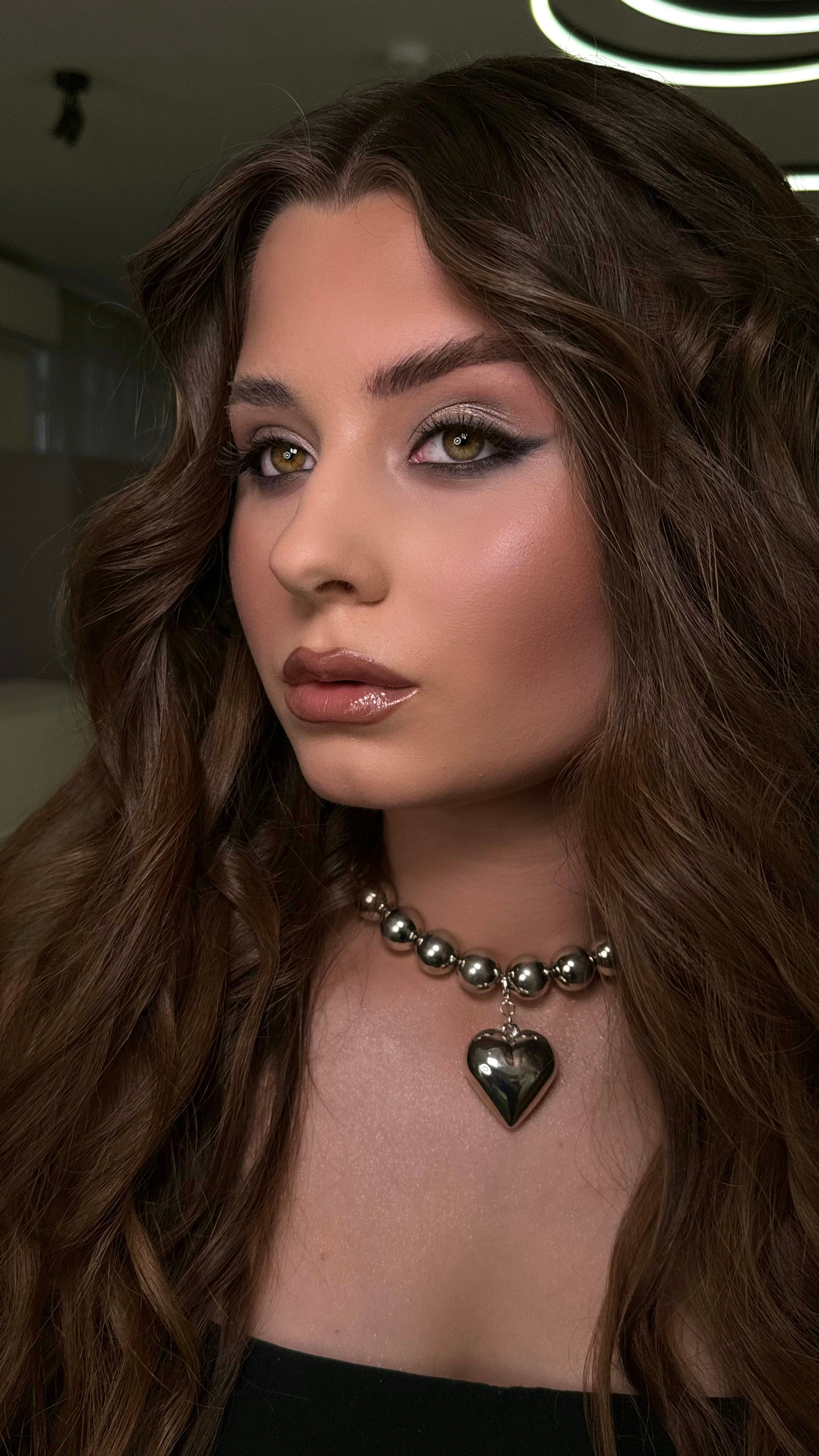 Образы. Студия визажистов, стилистов по прическам, бровистов и мастеров по ресницам