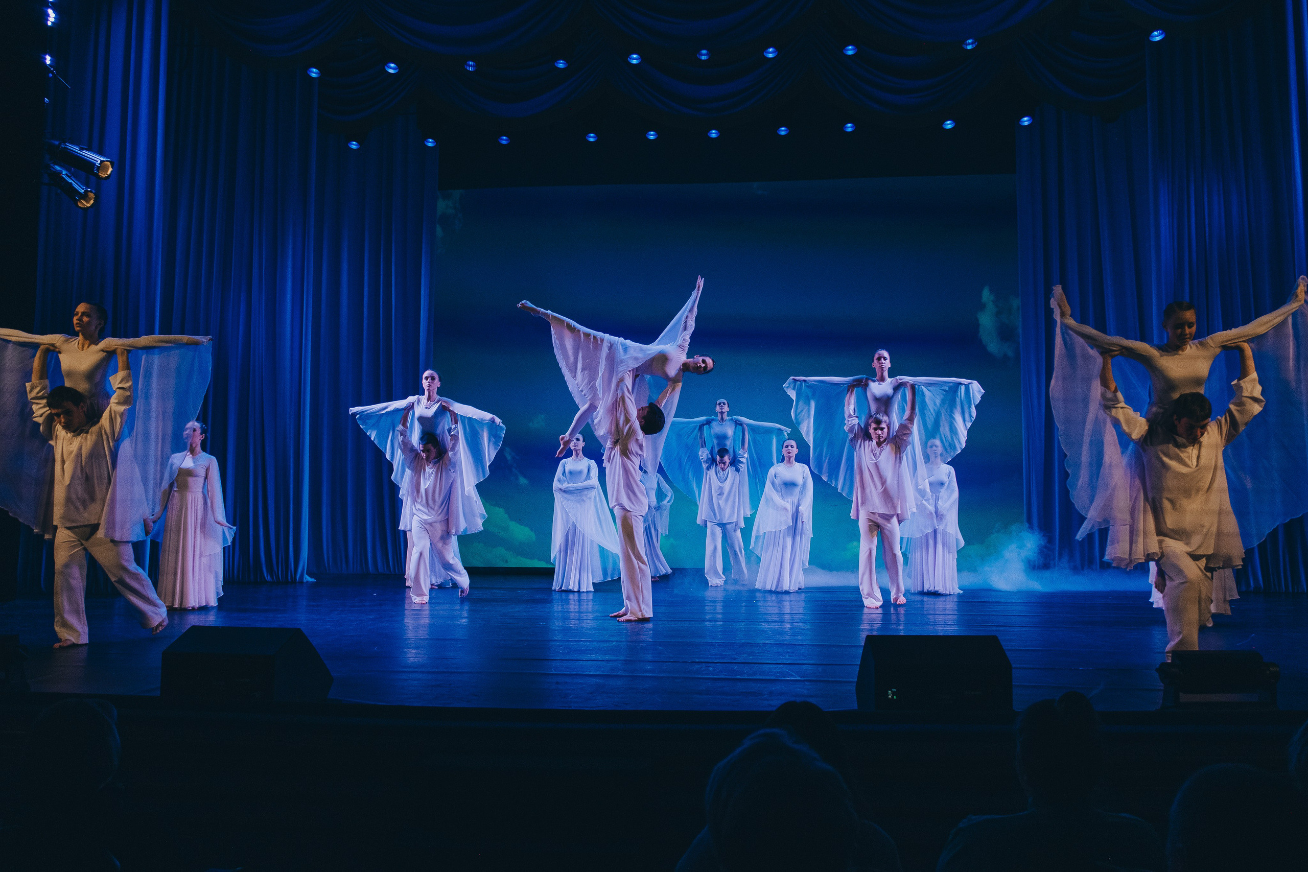 Танцевальный концерт. Фотограф в Иркутске Анна Мирошникова