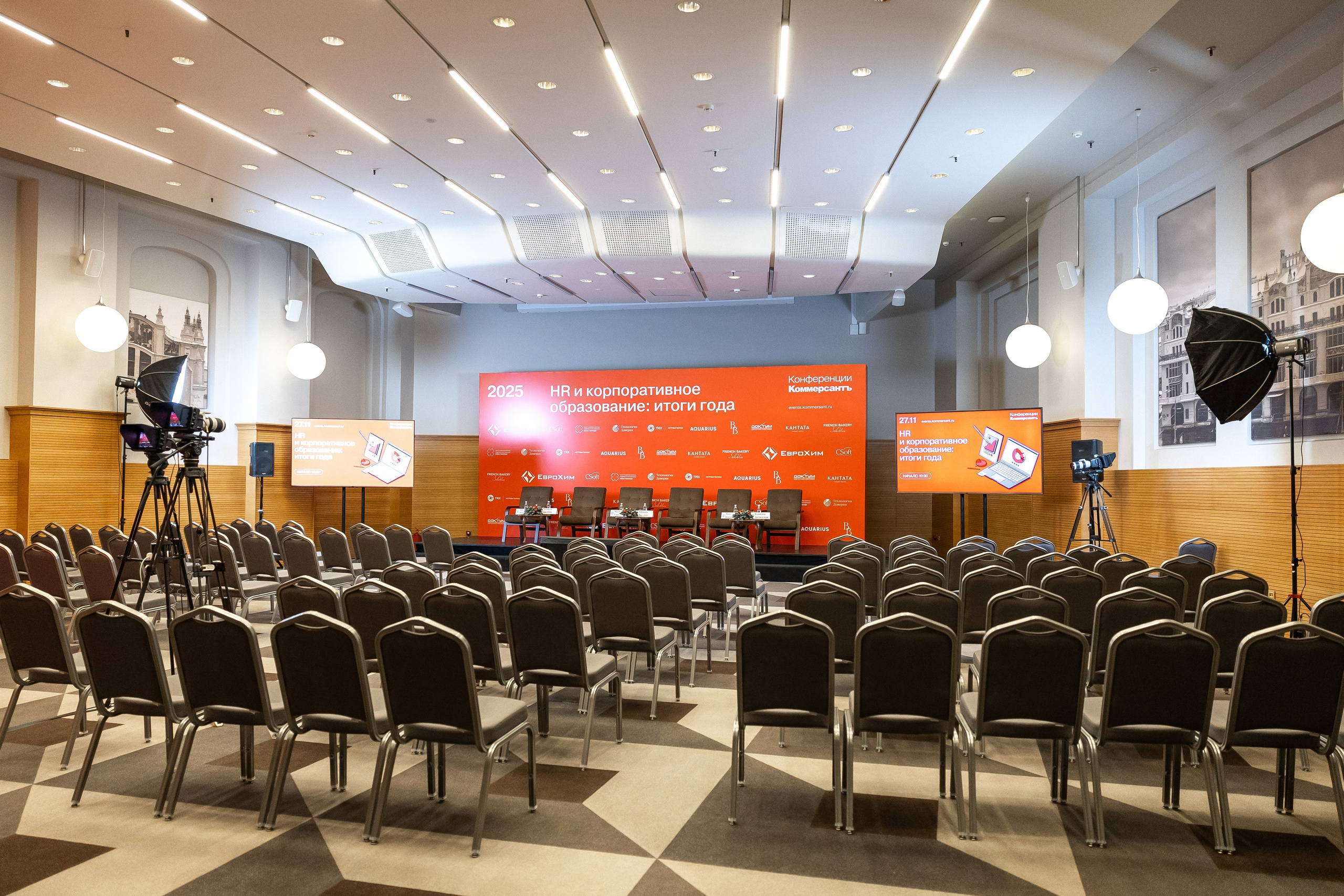 Деловые мероприятия. Фотограф на крещение в Москве Нина Лобасова