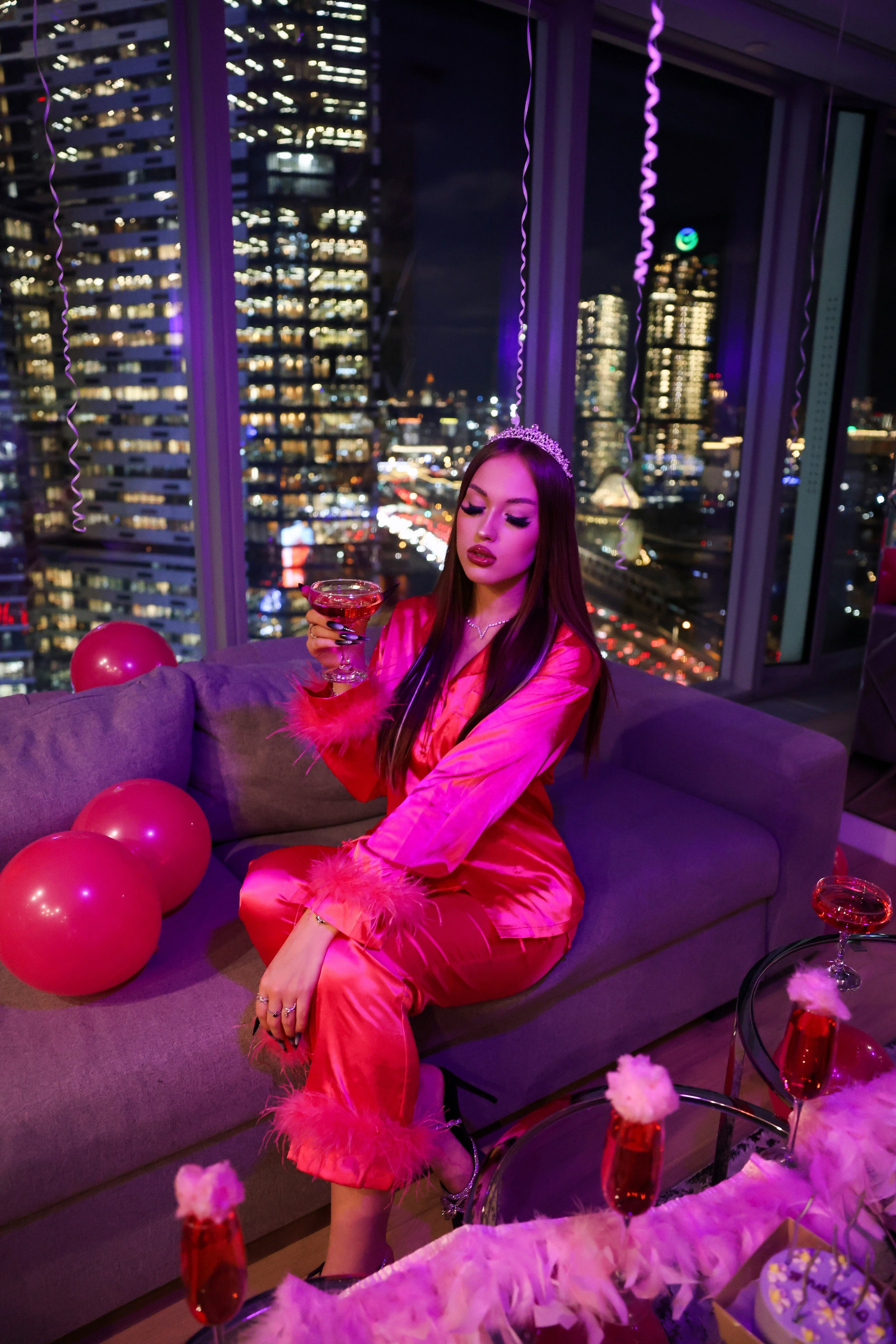 День Рождение Полины. СИТИ. Главная