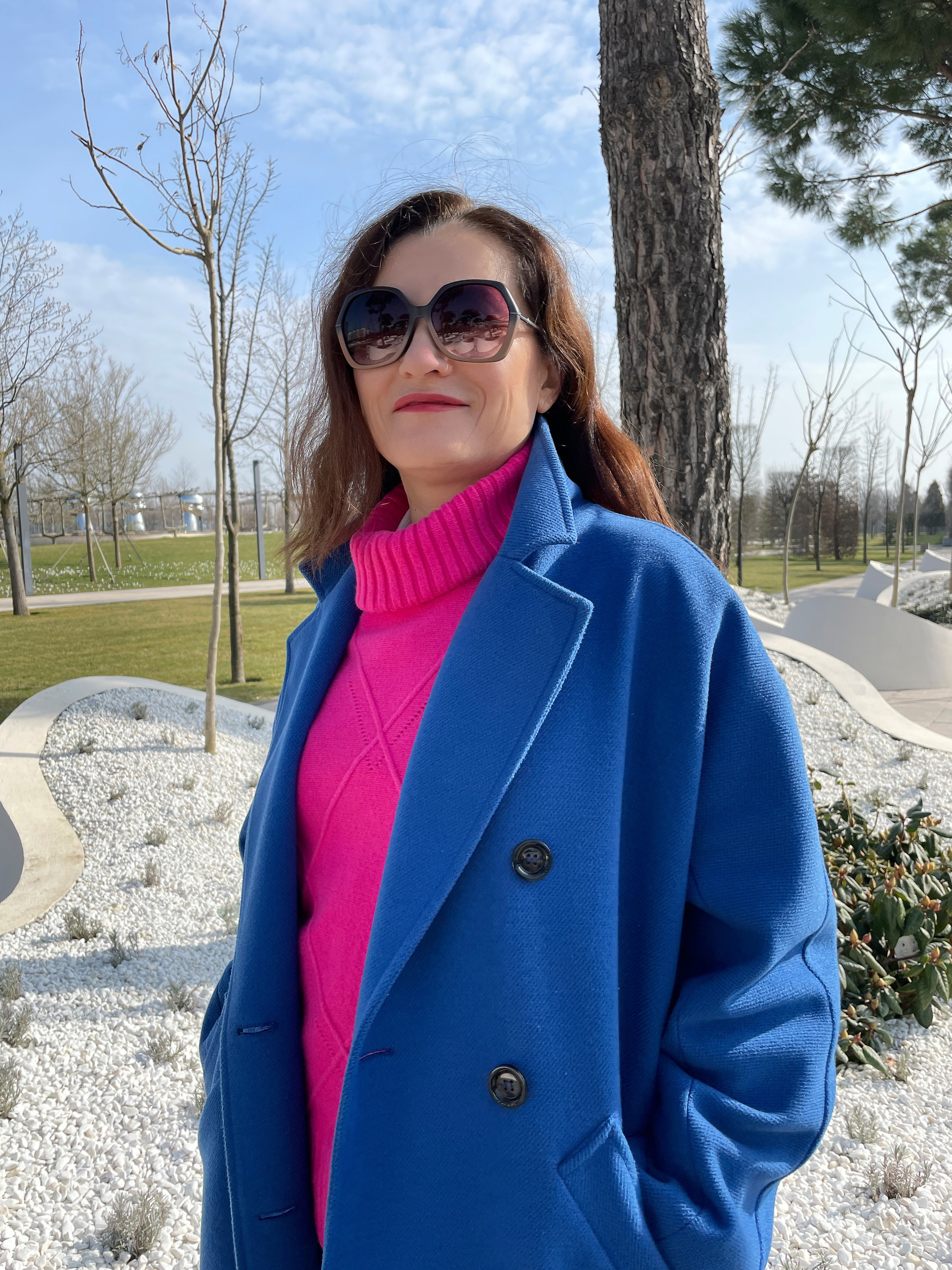 Фотосъемка на айфон. AI Фотограф Краснодар: мужские и женские фотосессии, стилизация съемки. Нейро-фотосессии онлайн