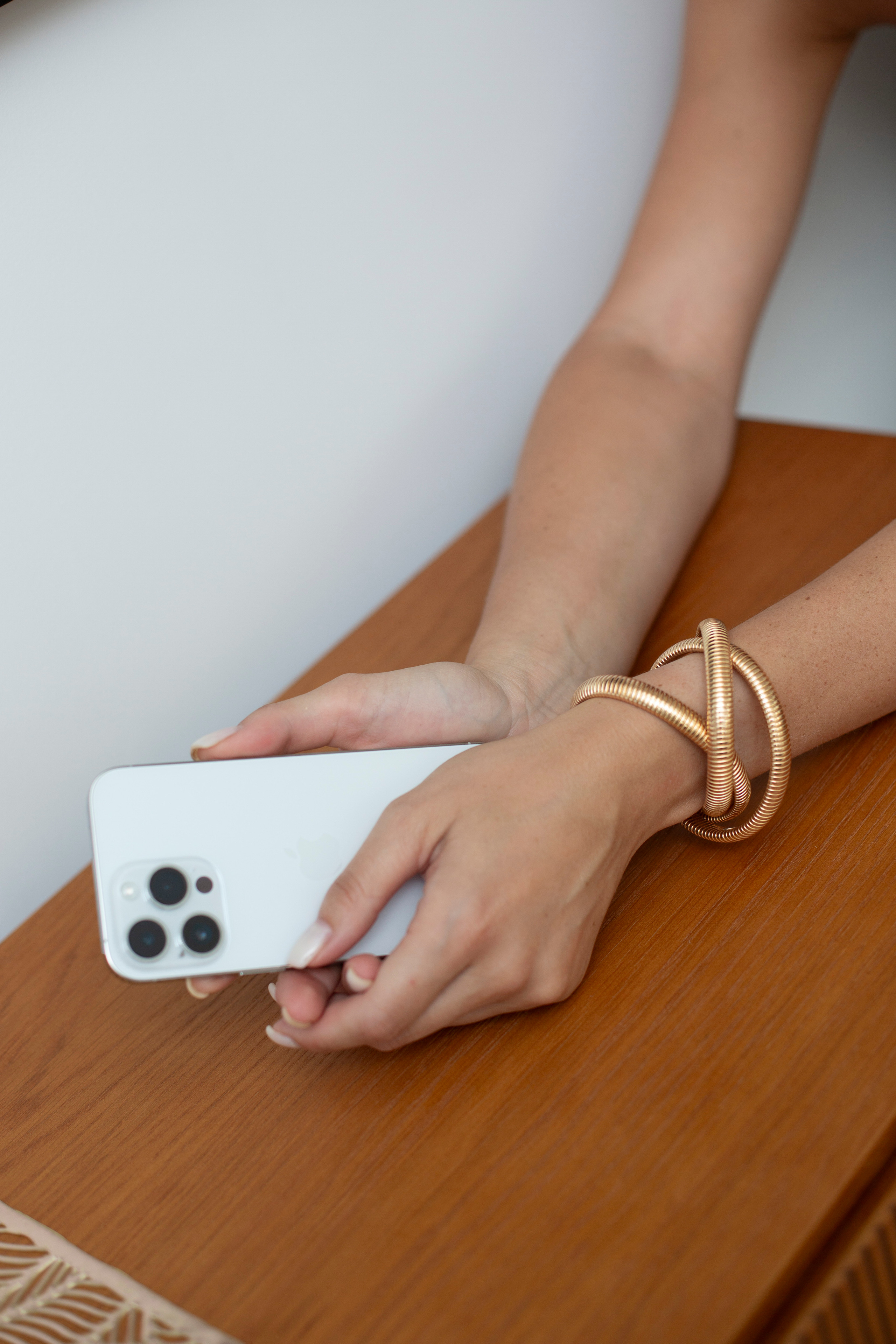 Стилист. Контент фотограф и видеооператор для бизнеса в Москве и Калуге