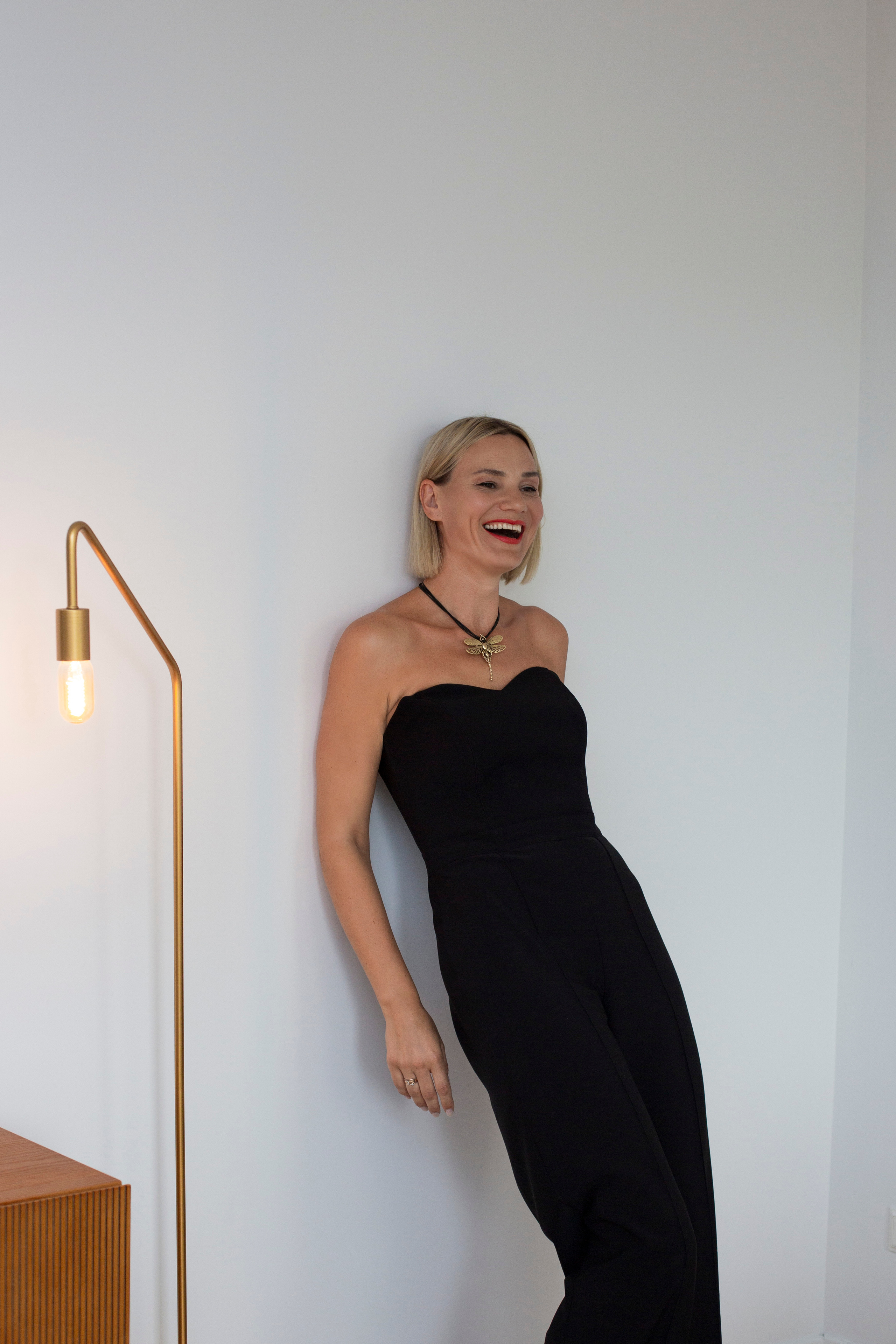 Стилист. Контент фотограф и видеооператор для бизнеса в Москве и Калуге