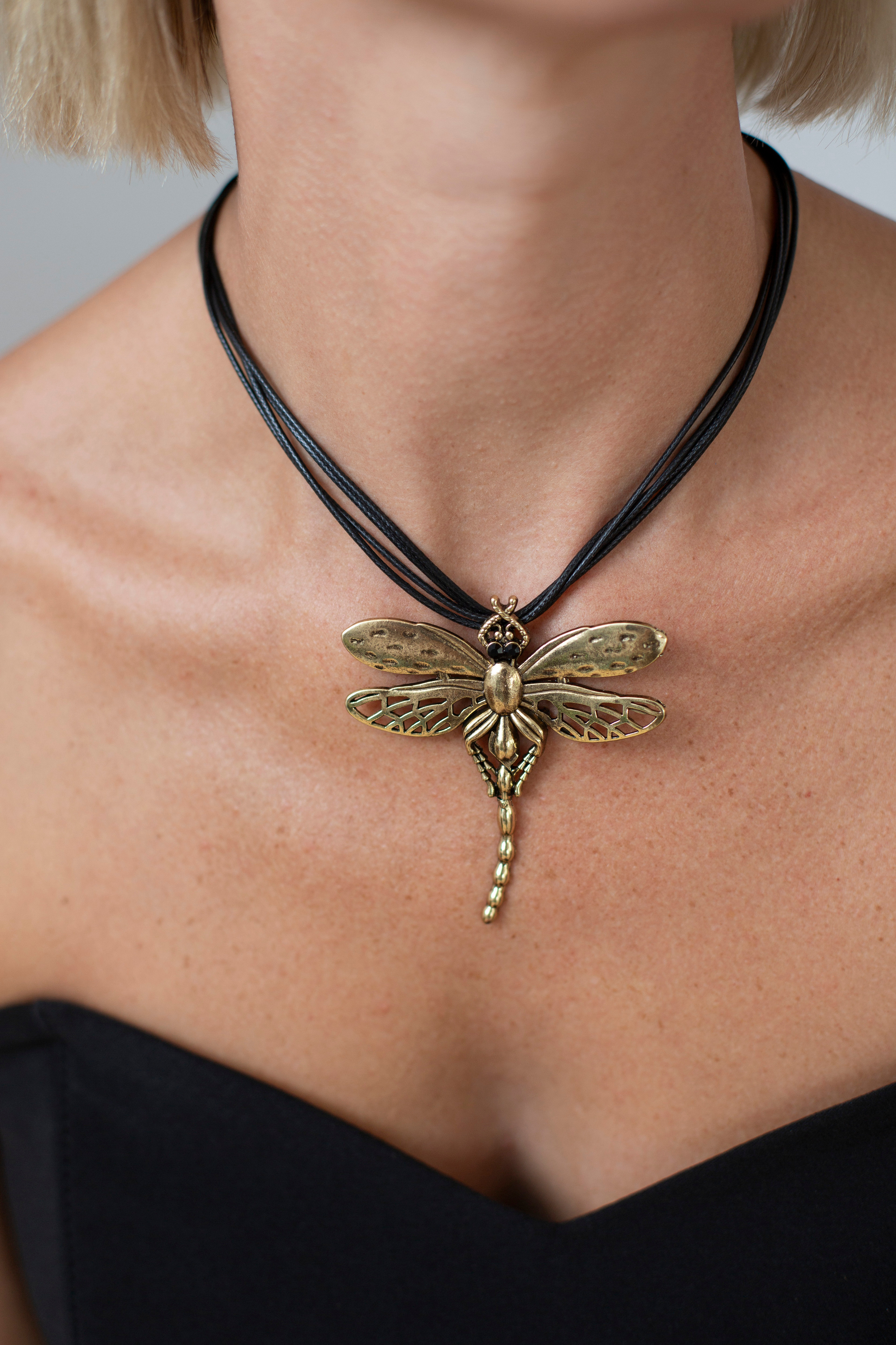 Стилист. Контент фотограф и видеооператор для бизнеса в Москве и Калуге