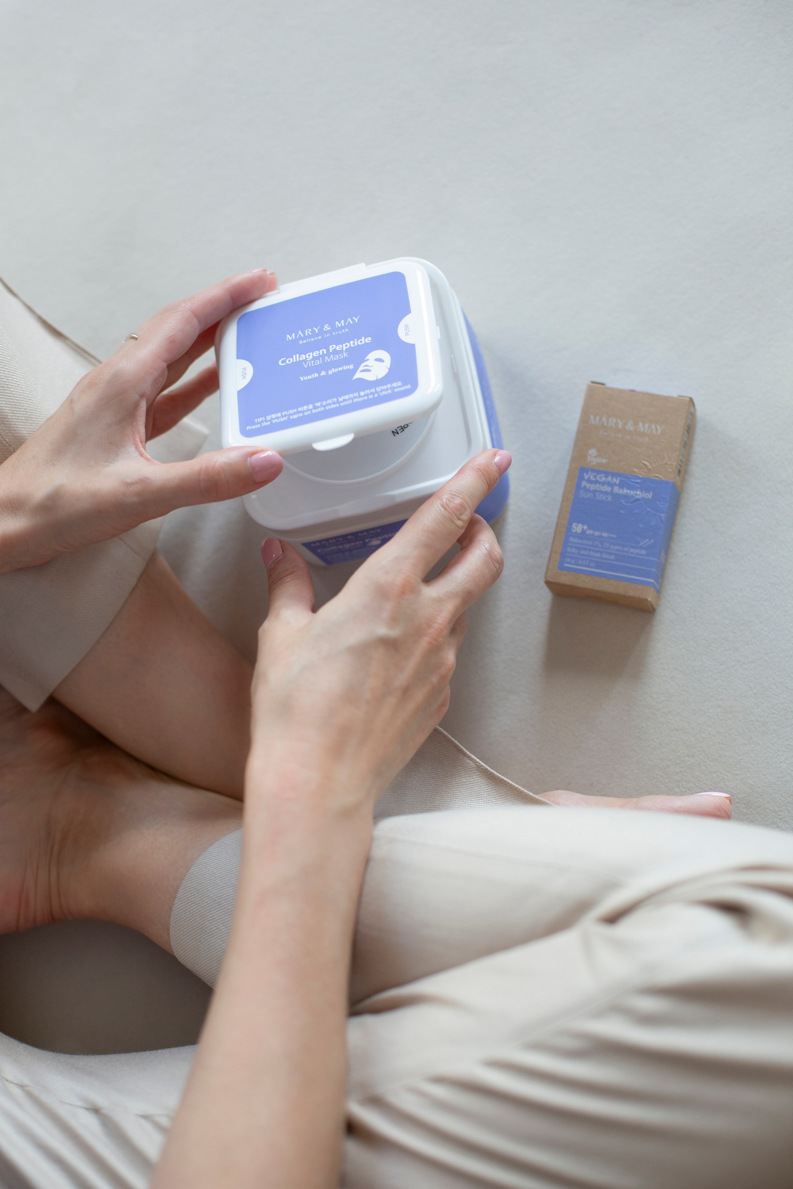 Владелица магазина корейской косметики. Контент фотограф и видеооператор для бизнеса в Москве и Калуге