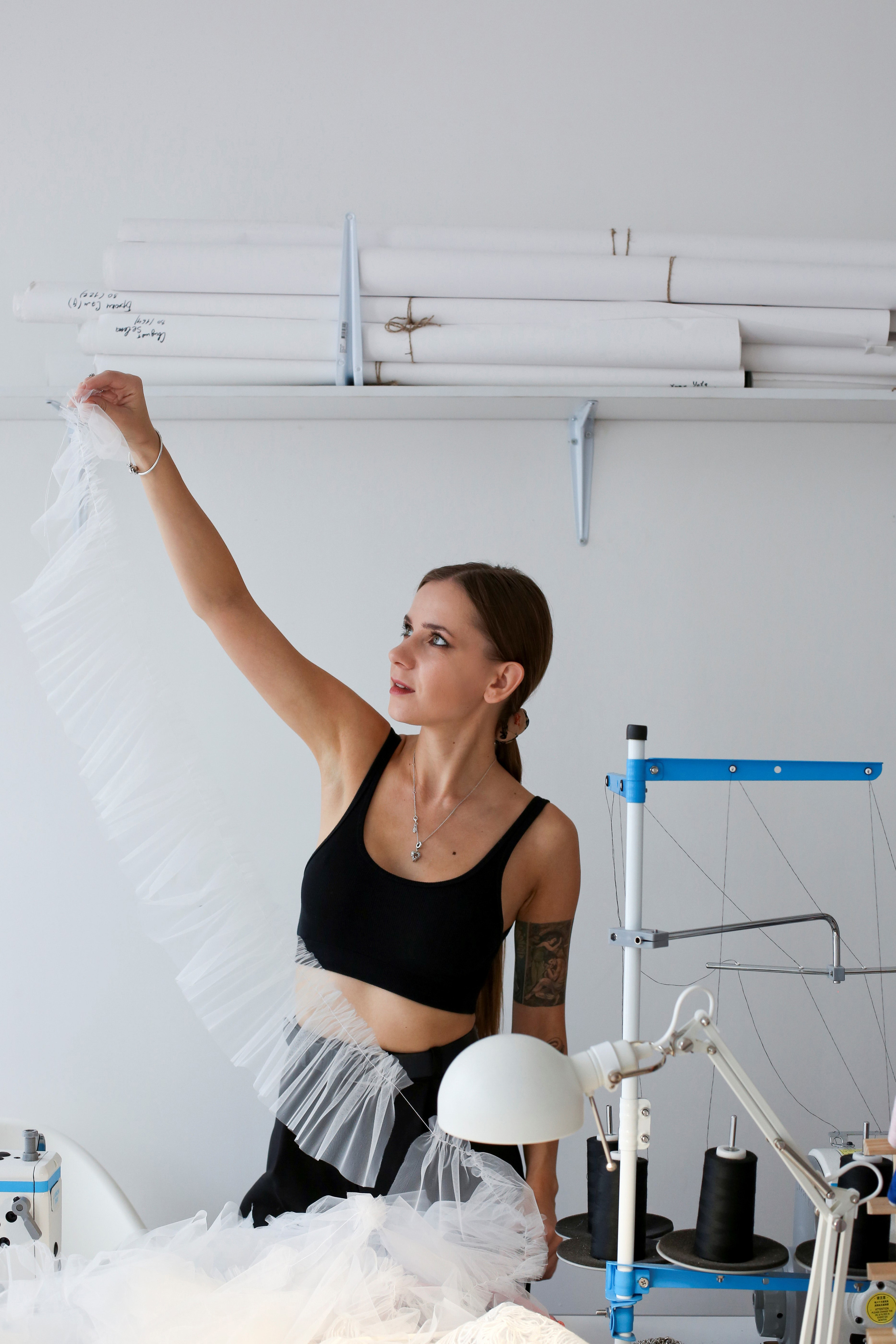 Дизайнер шоу платьев. Контент фотограф и видеооператор для бизнеса в Москве и Калуге