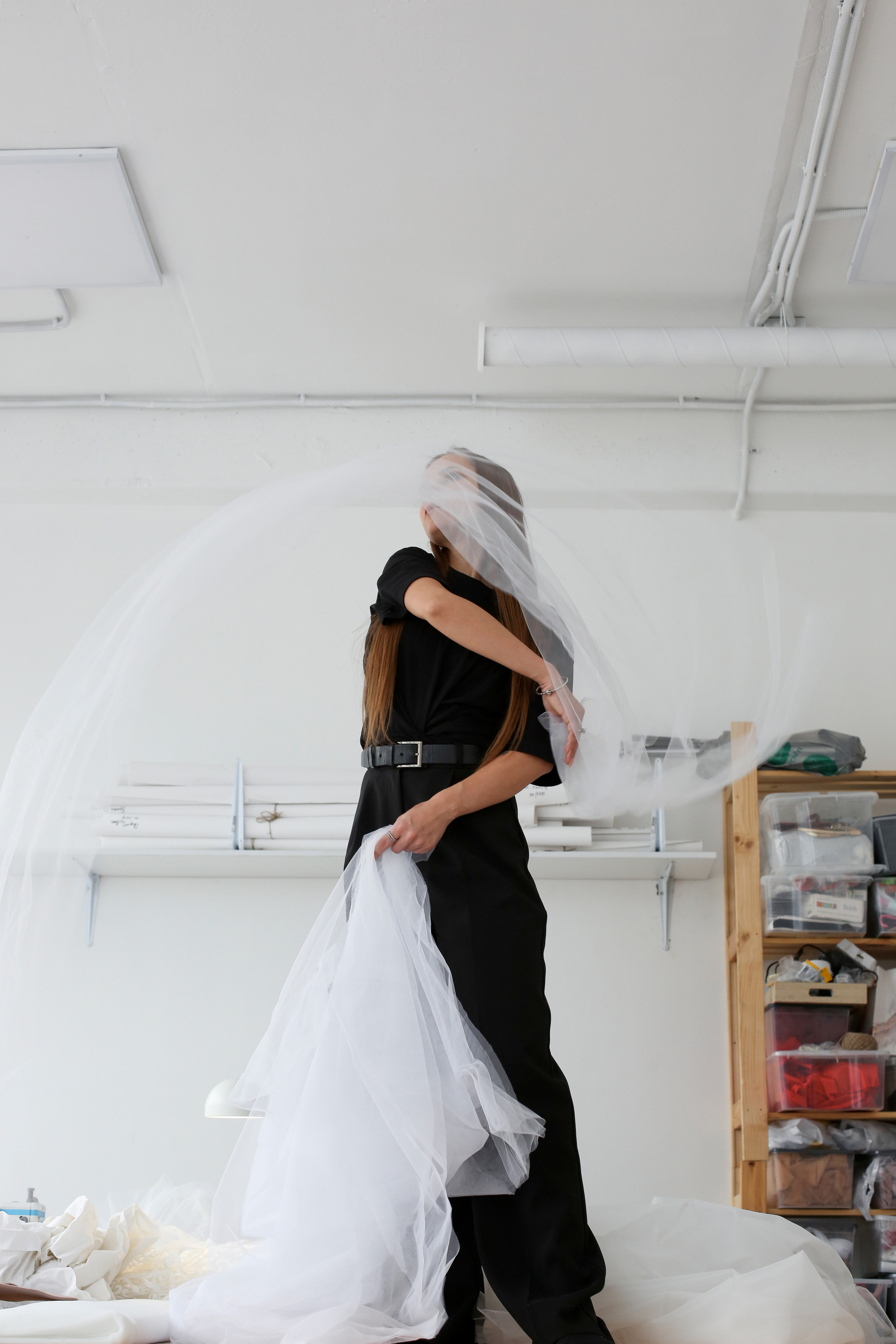 Дизайнер шоу платьев. Контент фотограф и видеооператор для бизнеса в Москве и Калуге