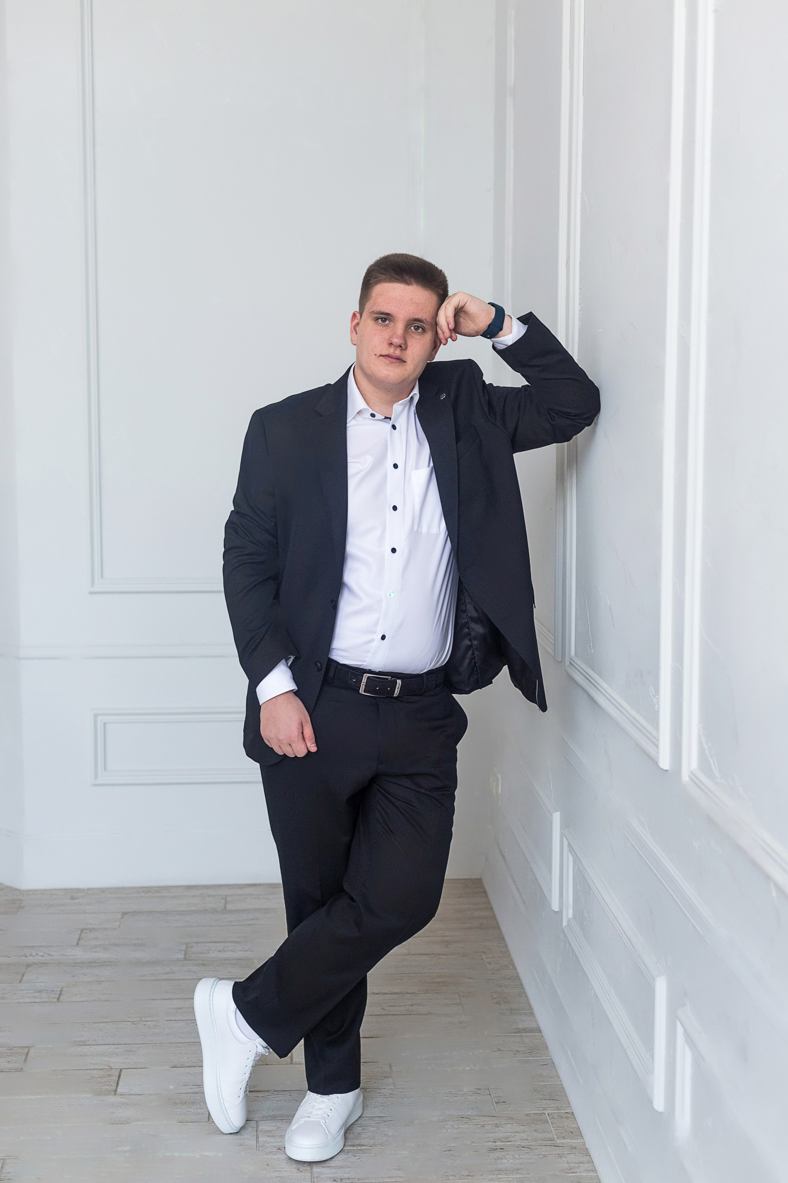 JBSTUDIO зал светлый. Выпускные альбомы Воронеж от Веры Соколовой