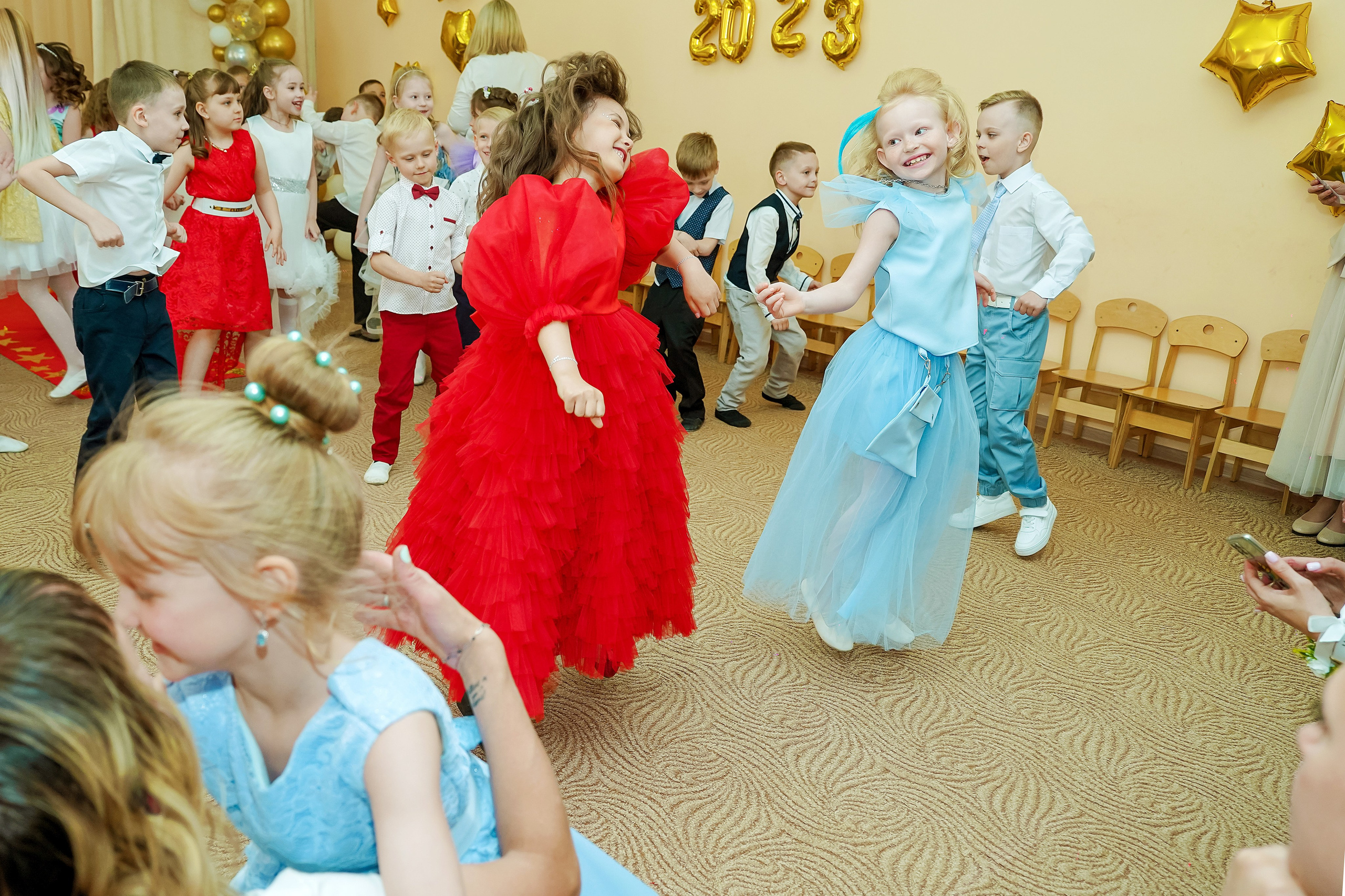 Фотосъемка видеосъёмка фотограф видеооператор новогодних утренников  в. Фотограф, видеооператор Нина Коршунова