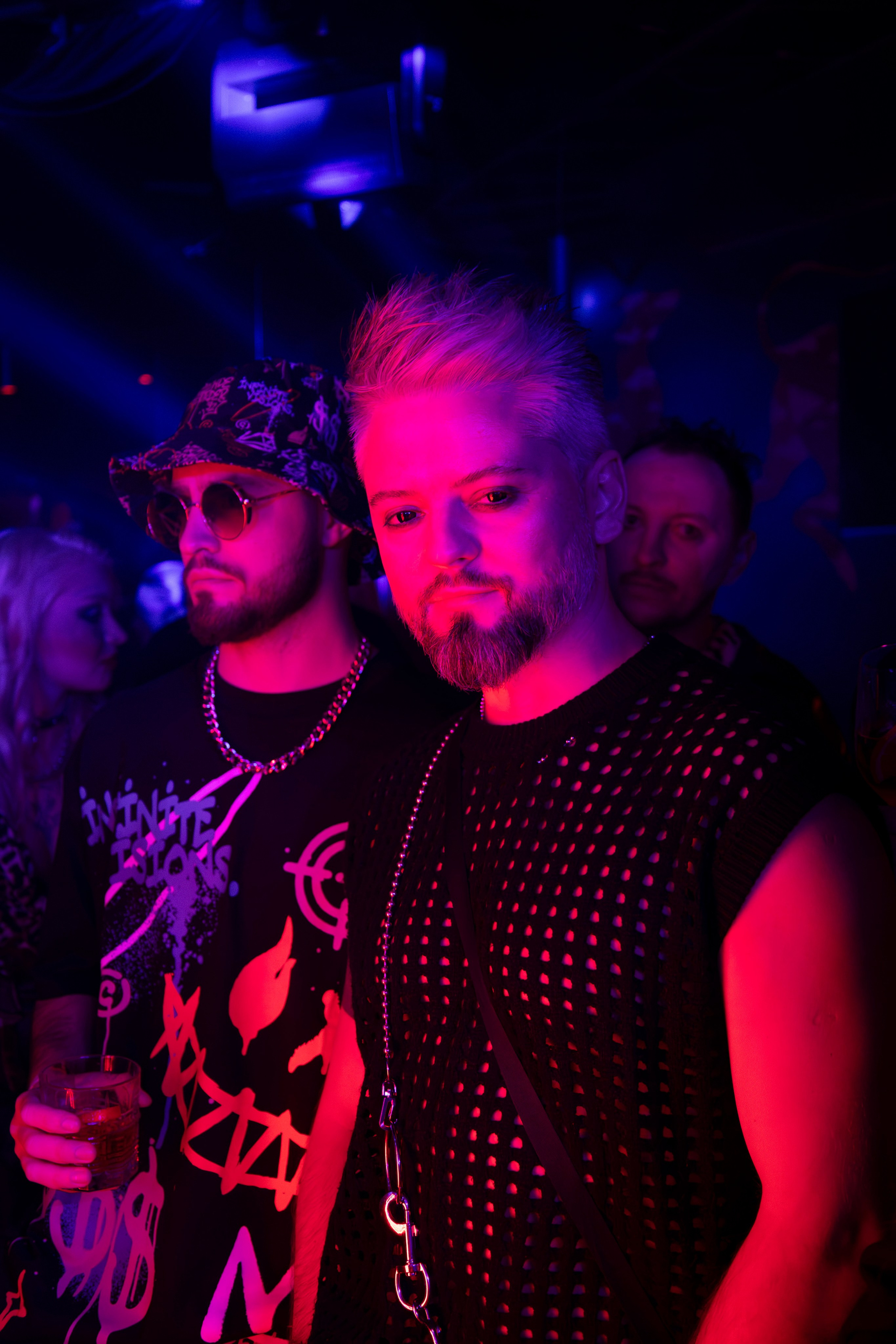 Вечеринка «ILLEGAL FRIENDS». Фотограф г. Владивосток