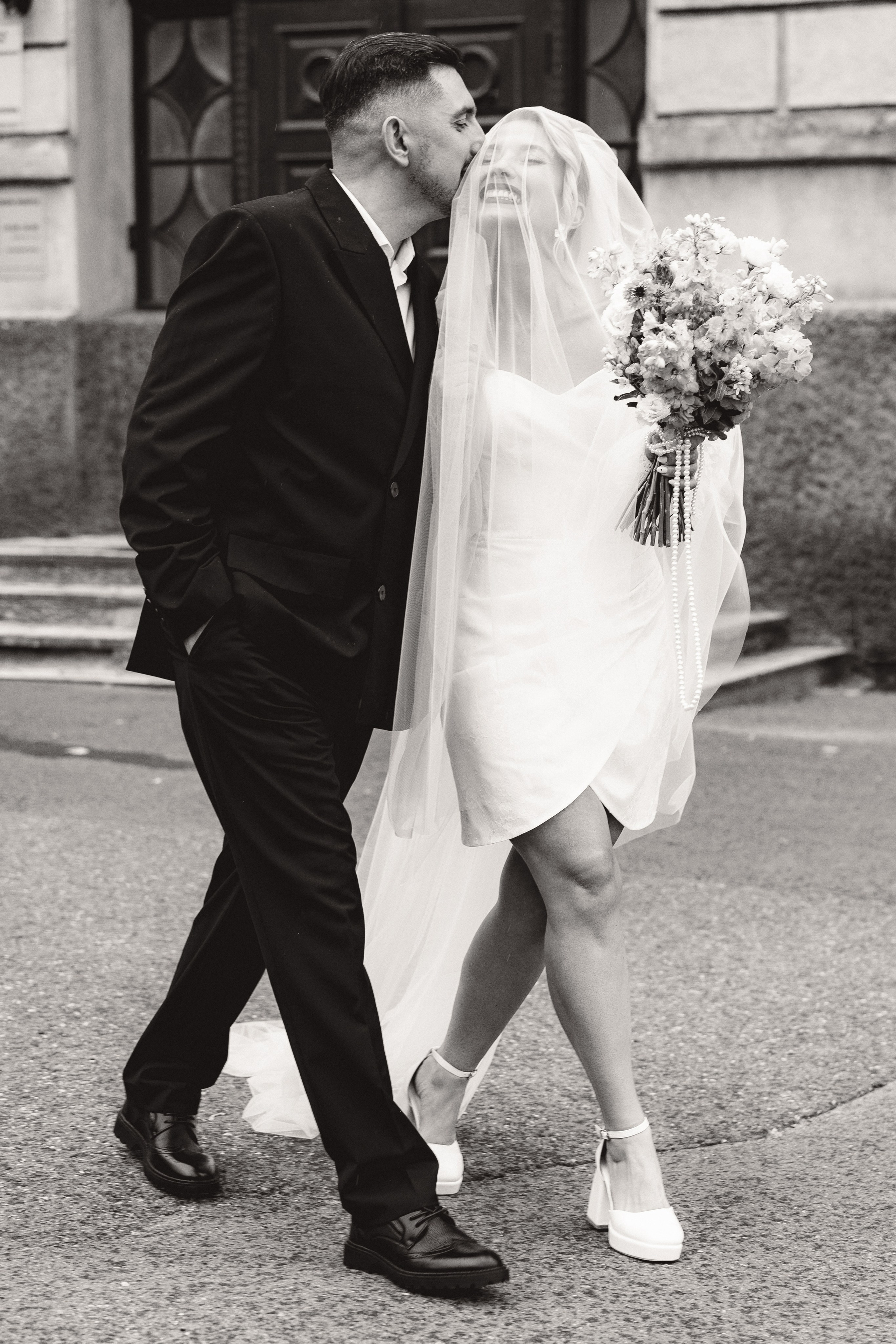 Свадебная фотосессия в Иваново и Москве. Свадебный фотограф в Иваново Гитарина Черняева