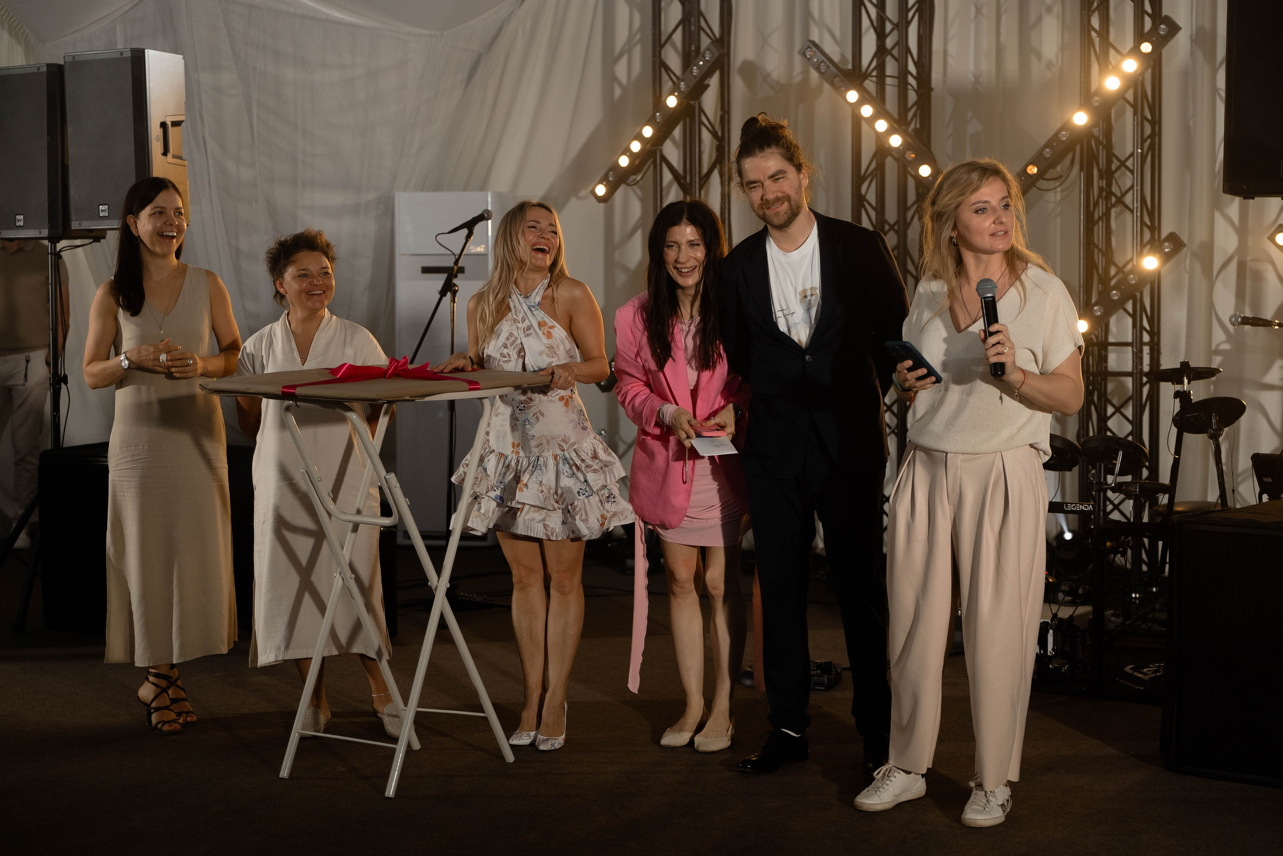 TIMUR | JULIA. Главная