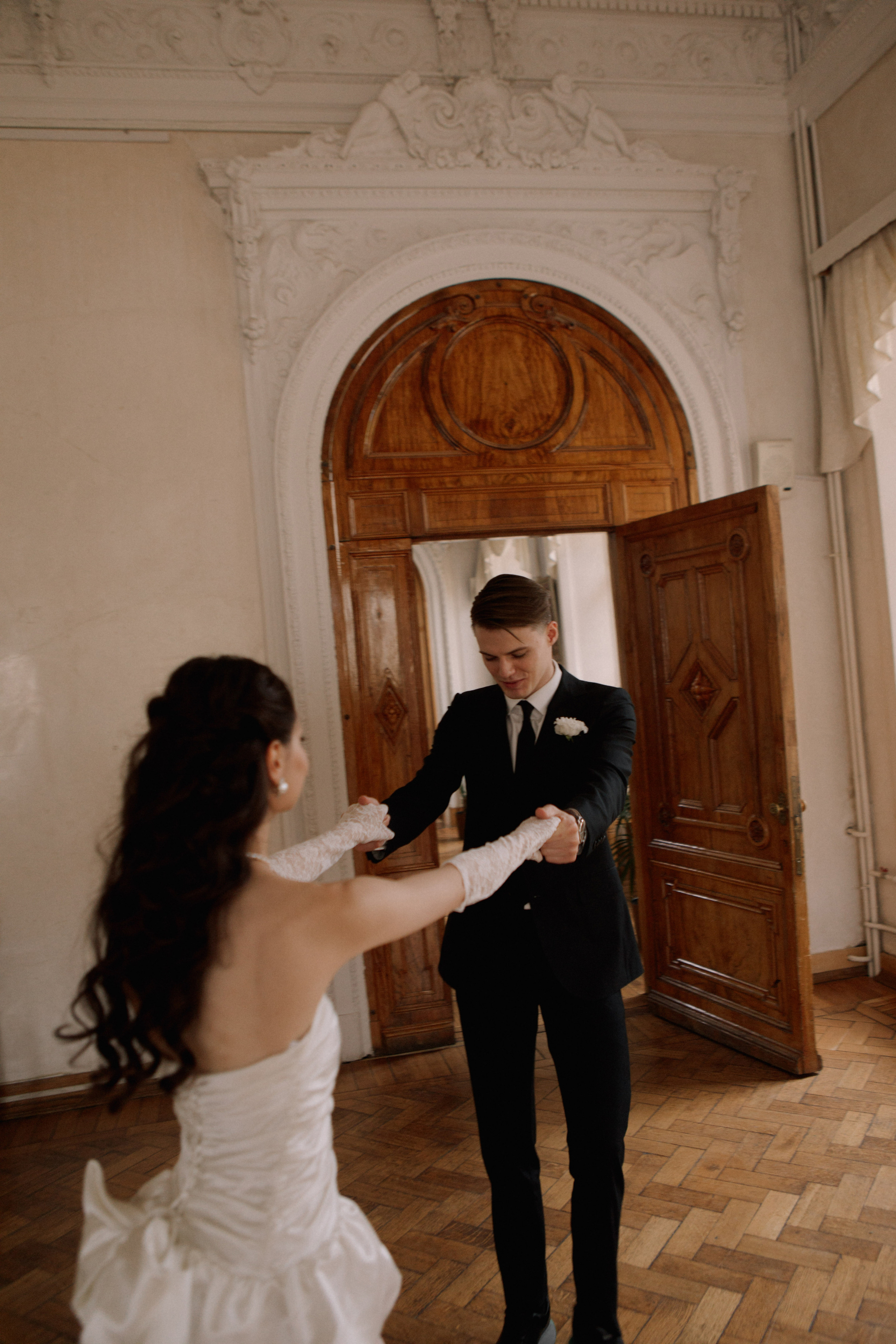 Библиотека Им. Пушкина. Свадебный и портретный фотограф в Москве Анастасия Масюк