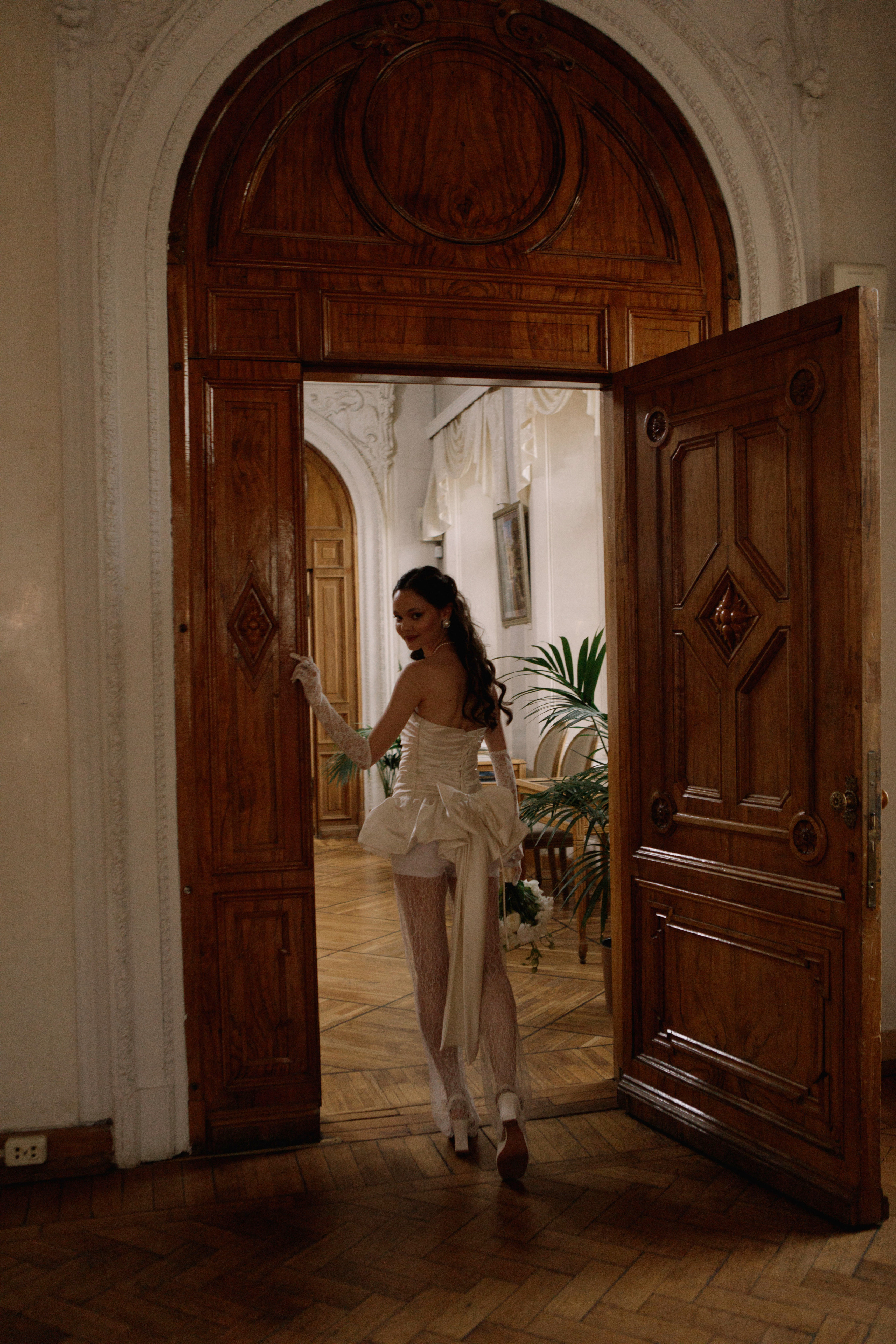 Библиотека Им. Пушкина. Свадебный и портретный фотограф в Москве Анастасия Масюк