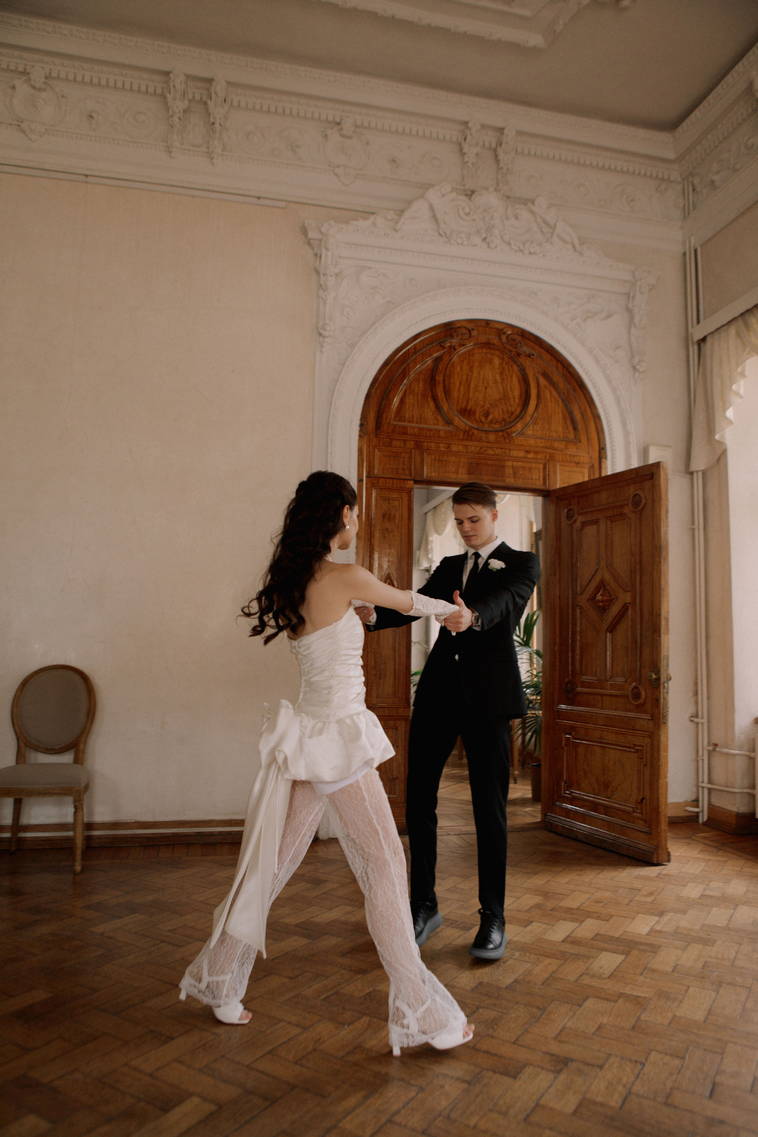 Библиотека Им. Пушкина. Свадебный и портретный фотограф в Москве Анастасия Масюк