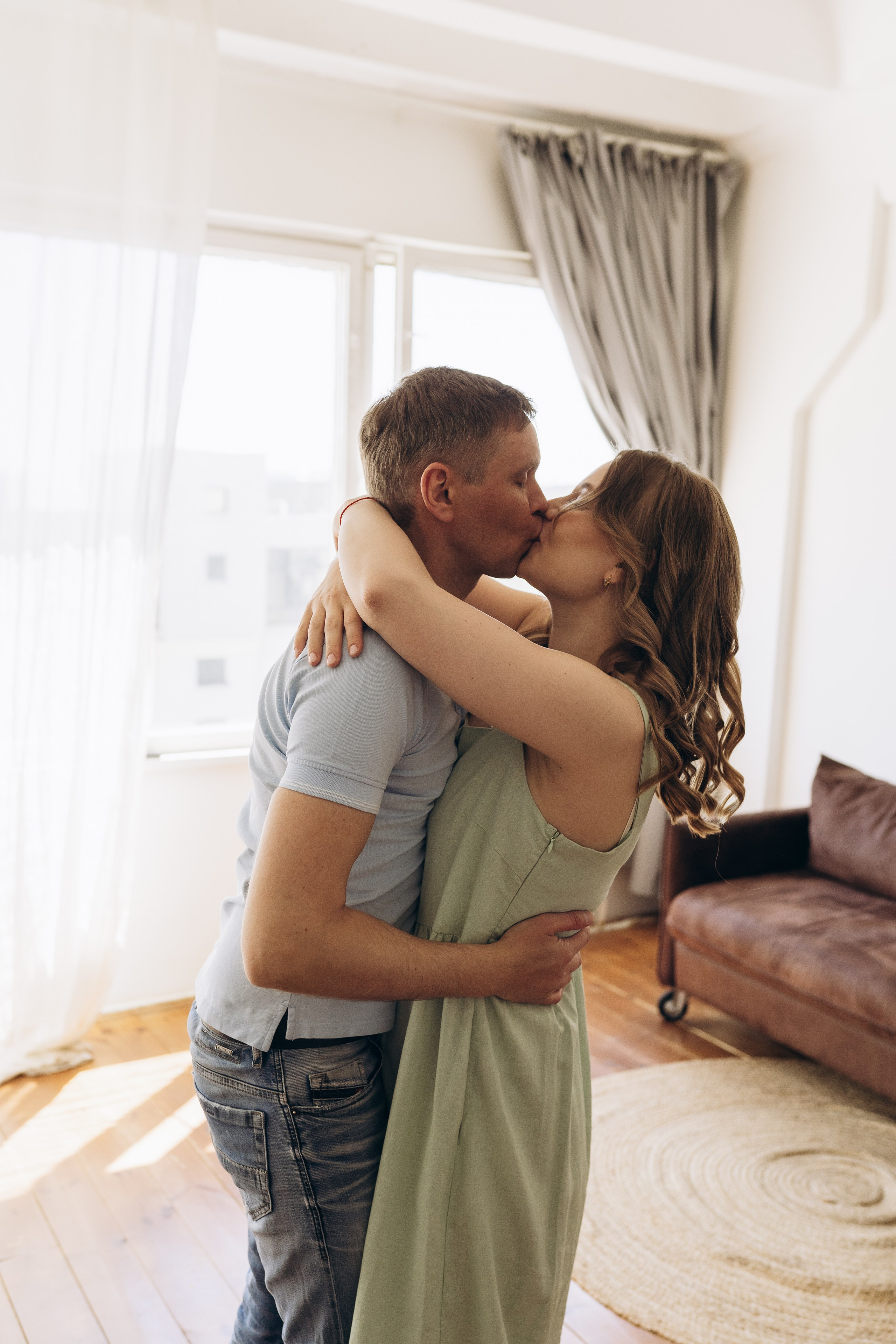 Семейная фотосессия в студии в Москве, семейный фотограф Анна Полушина. Свадебный фотограф в Москве Анна Полушина