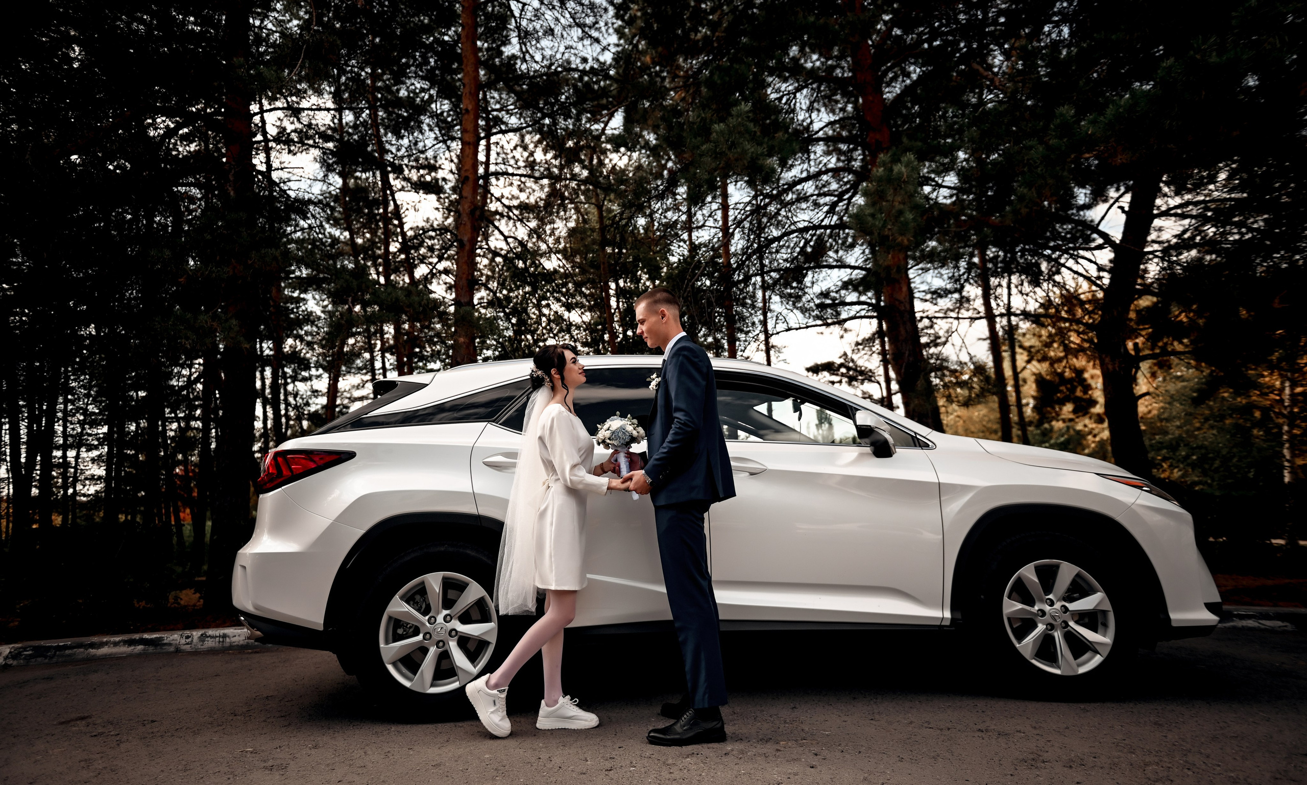 Небольшая часть фото со свадебной съемки Алексея и Даши. Свадебный, семейный, детский, контент фотограф в Омске Максим Ильин