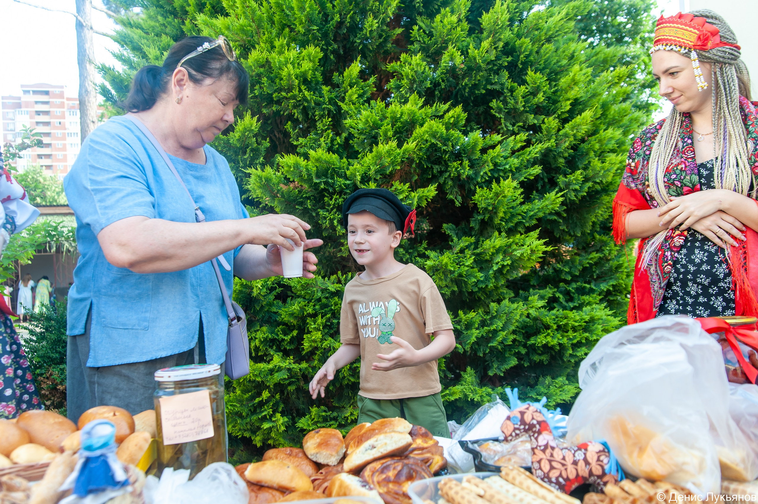 Ярмарка. Свадебный и семейный фотограф Денис Лукьянов в Краснодаре, Краснодарском крае и Республике Крым