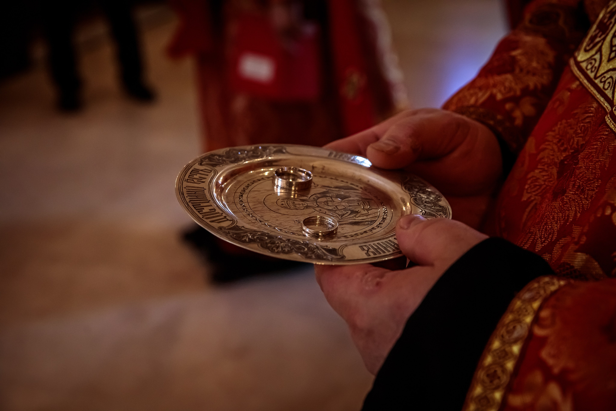 Фотограф на венчание. ФОТОГРАФ РАДОСТИ Фотосессия в студии СПб. Портретный фотограф — Юрий Торлопов