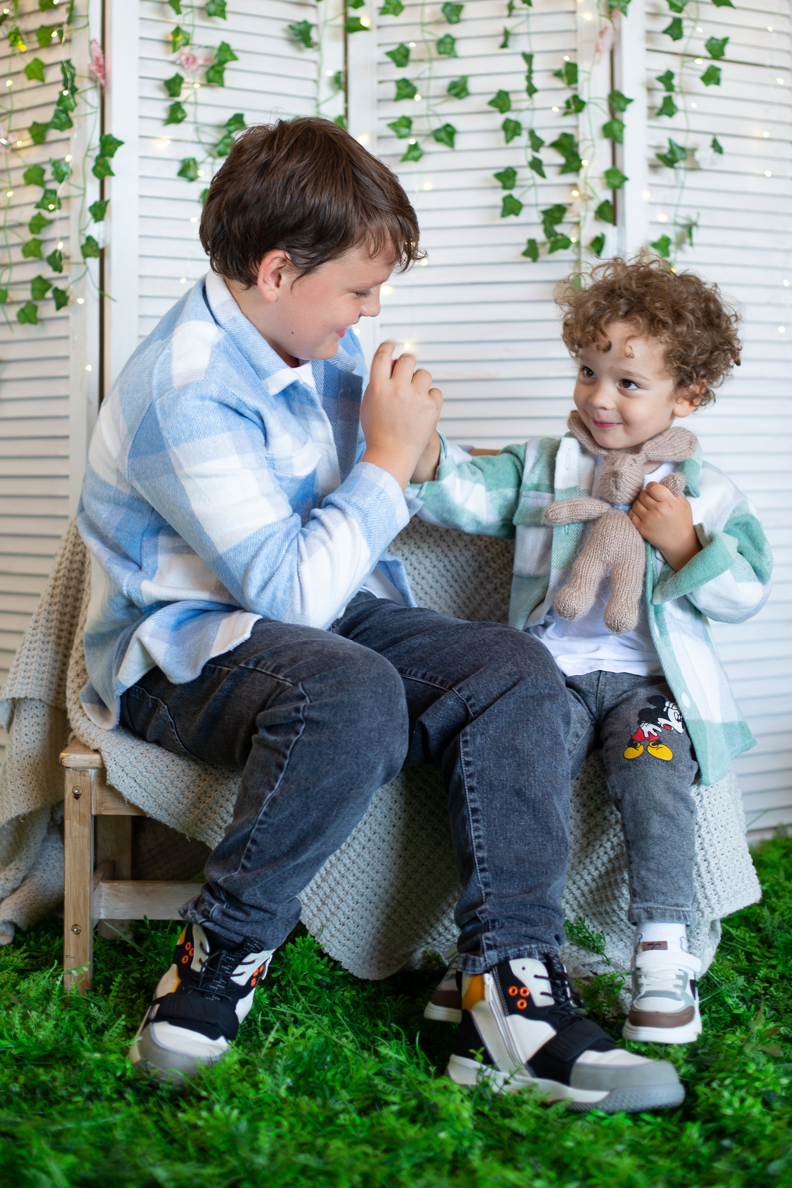 Детки. Фотограф Julia Milton | Портреты, съемки для маркетплейсов, лавстори, съёмка беременности в Санкт-Петербурге. Обучение фотографии в Спб очно