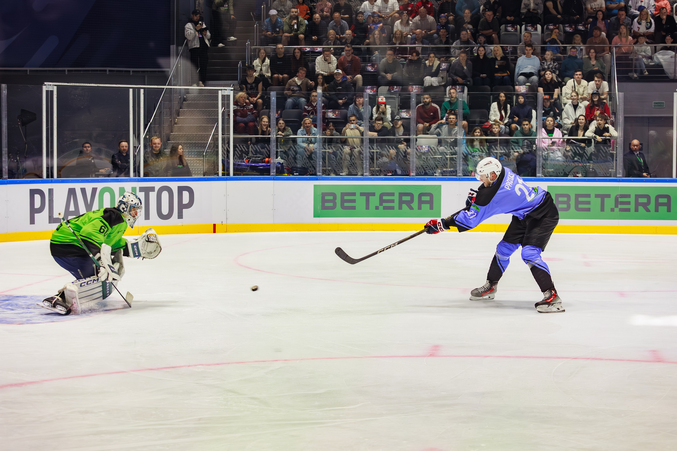 Благотворительный хоккейный матч BETERA. Репортажный фотограф Минск ❘ Костецкий Илья ❘ Беларусь