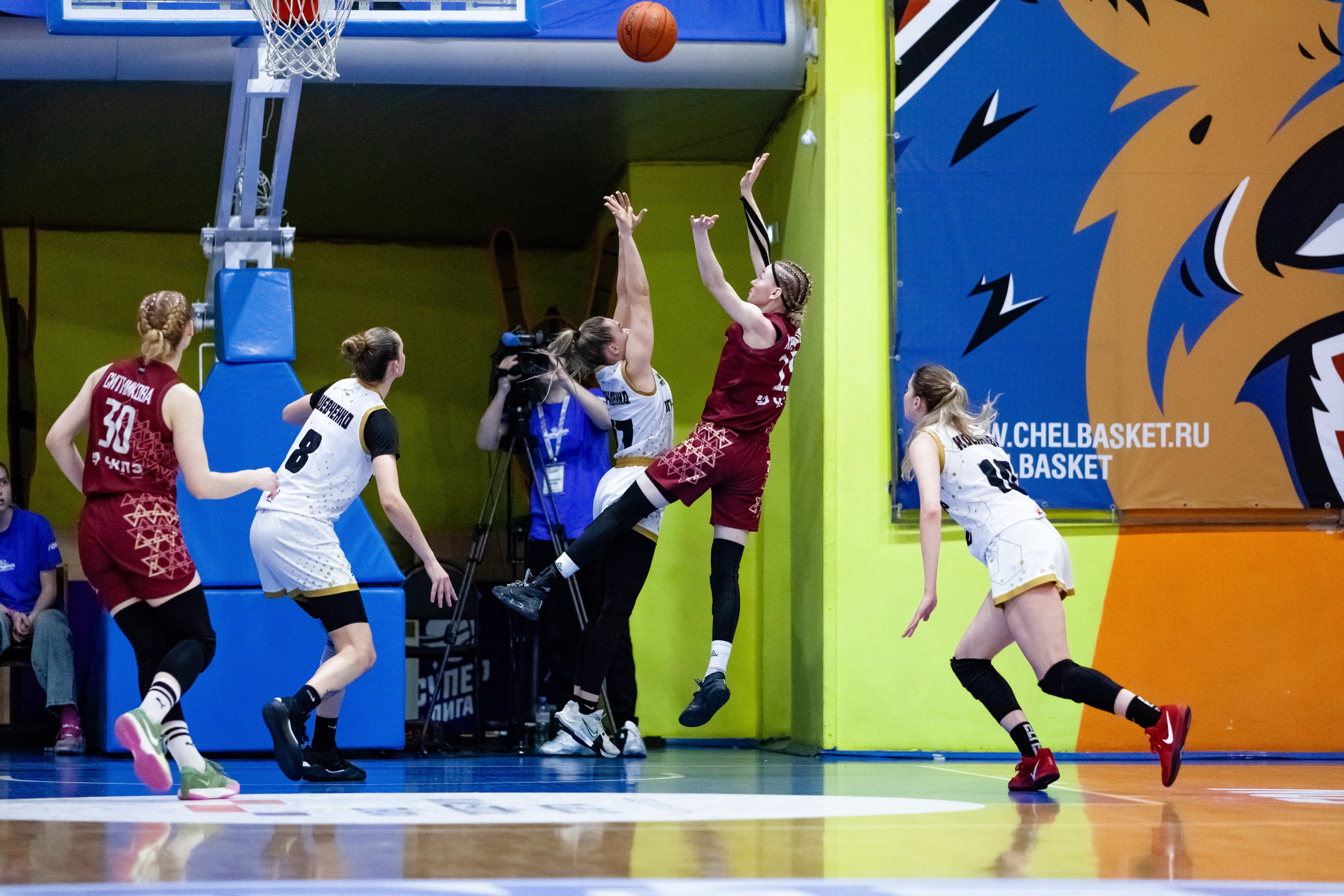 ЧГУ-Атланта — Славянка. Фотография