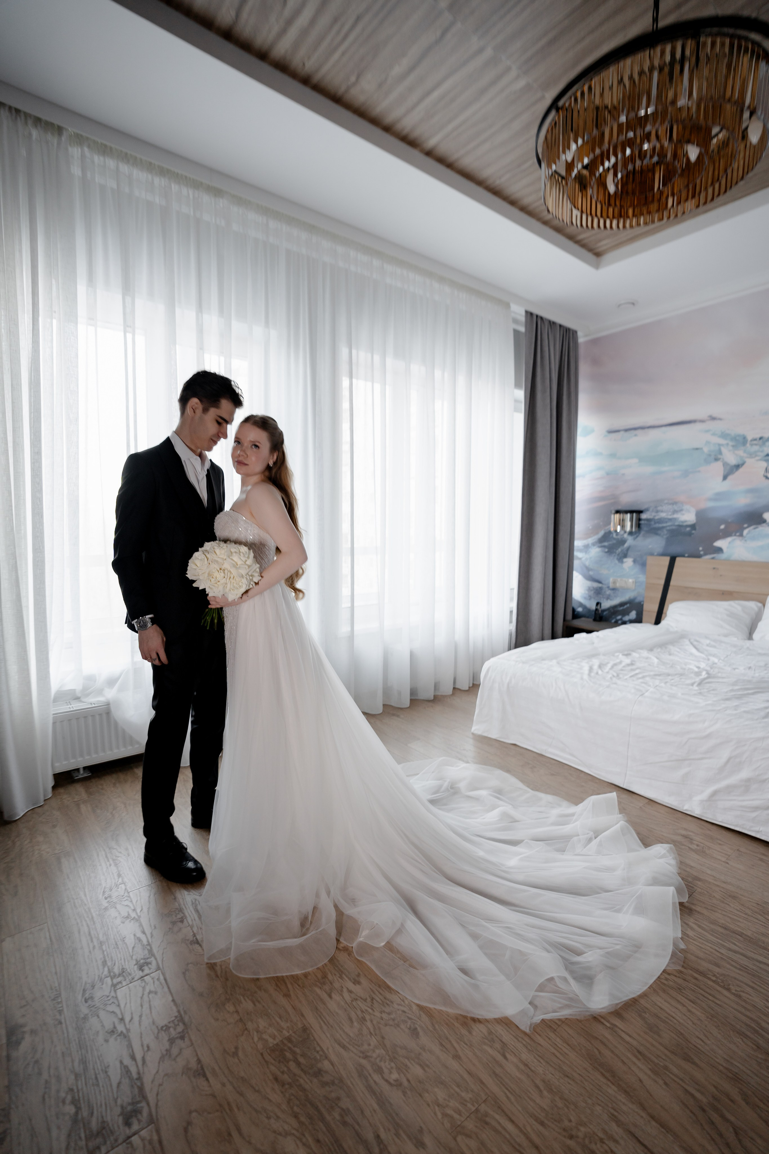 СВАДЕБНАЯ СЬЕМКА СБОРОВ В ОТЕЛЕ И ВЫЕЗД НА ЦЕРЕМОНИЮ (СНЯТО В СИБИРЕ В НИЖНЕВАРТОВСКЕ). Профессиональный фотограф, Санкт-Петербург — Виктория Богомолова