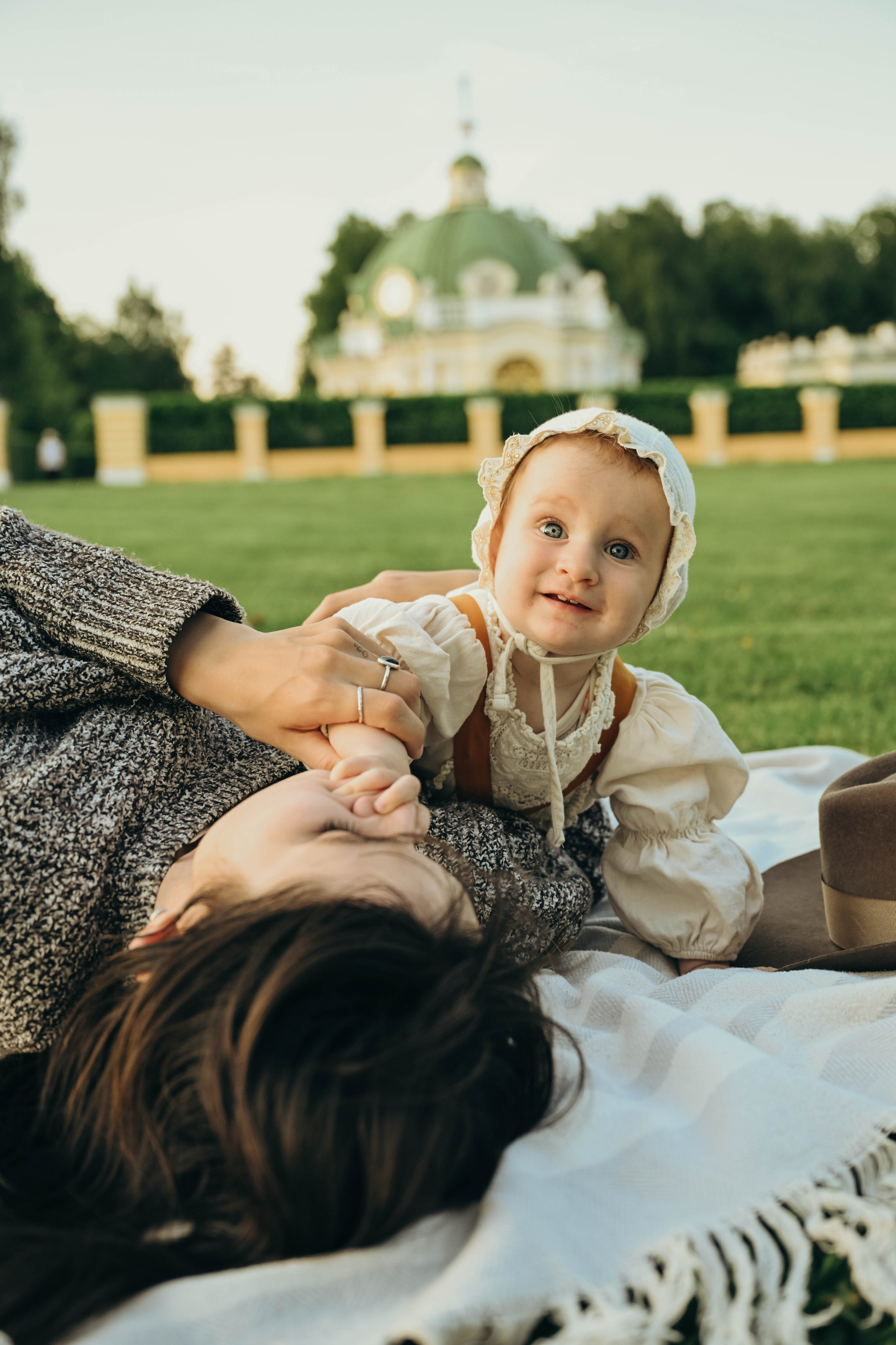 Кусково мама и дочка. Семейный фотограф в Москве Люберцах Ирина Вронская
