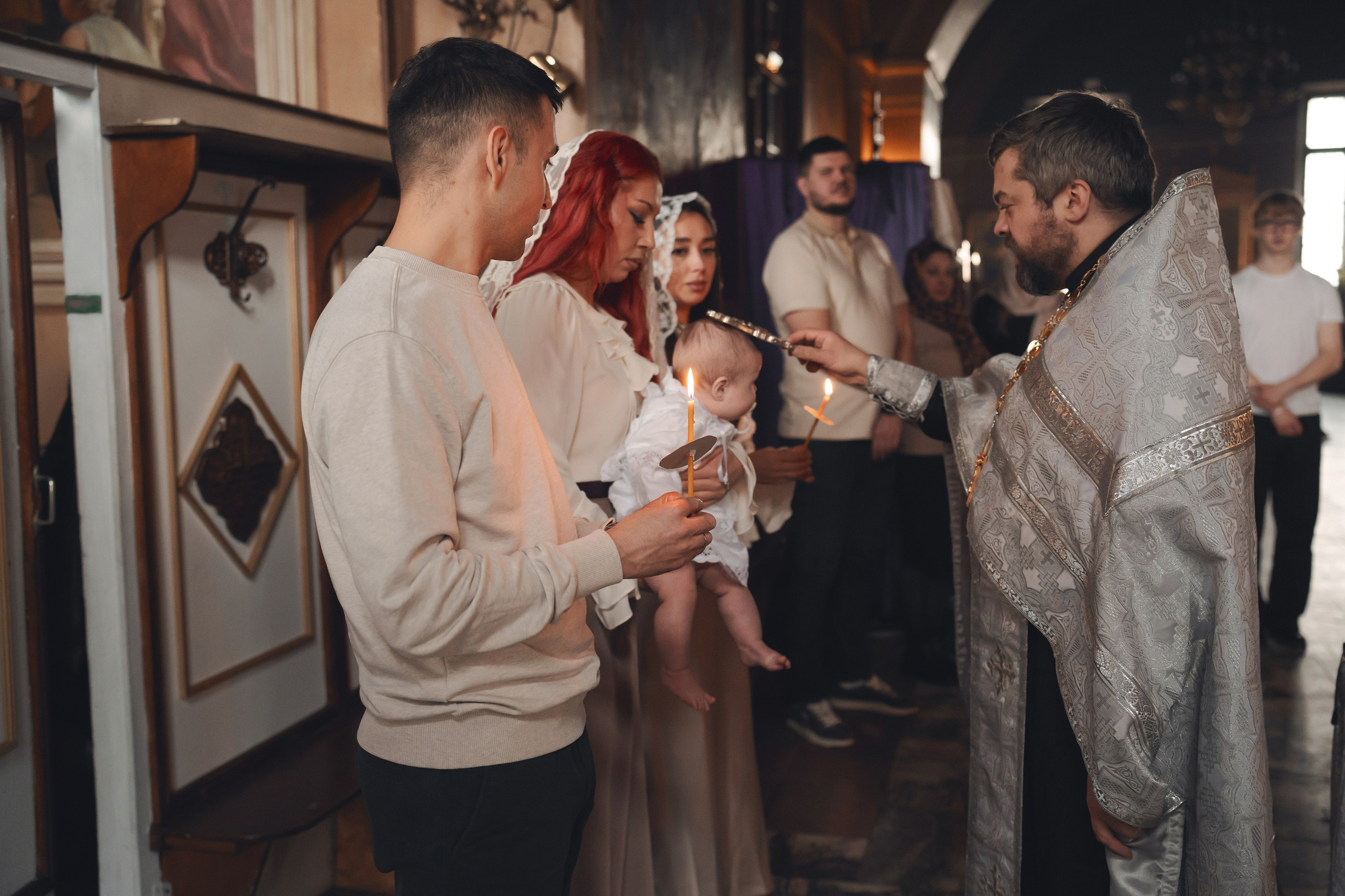 Крещение в православном Храме Воскресения Словущего в Даниловской Слободе. Семейный фотограф в Москве 📸
