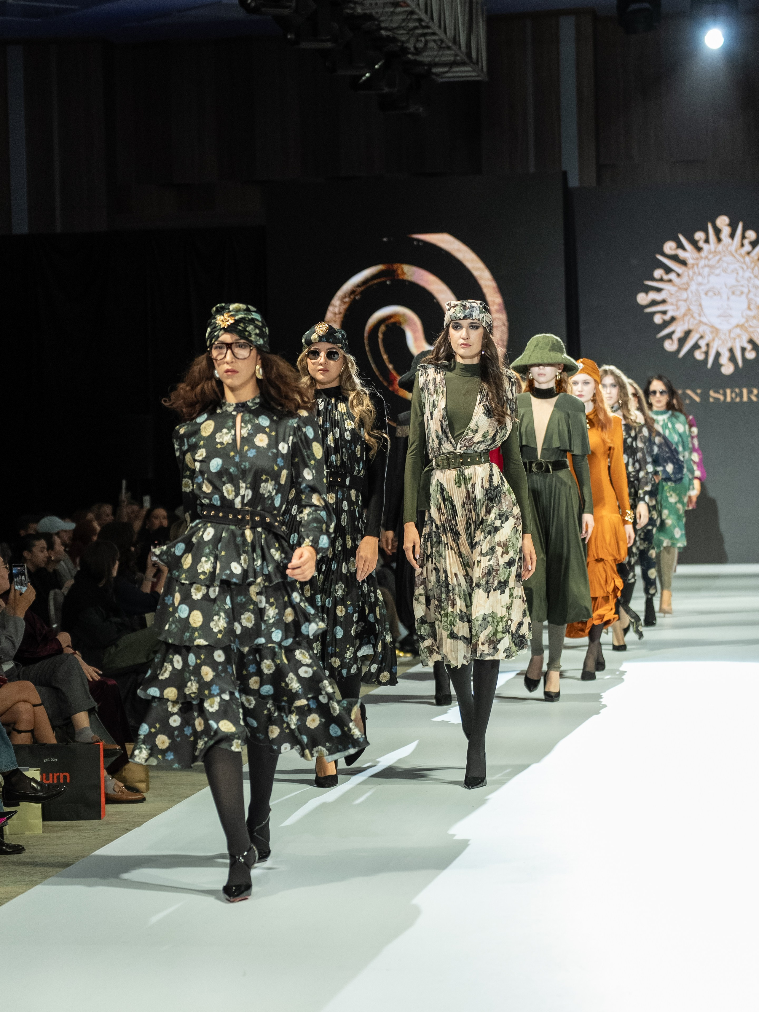 EURASIAN FASHION WEEK Sun Sergio. Сайт Алматинского НЮ АРТ, будуар и фэшн фотографа Дениса Карпенко