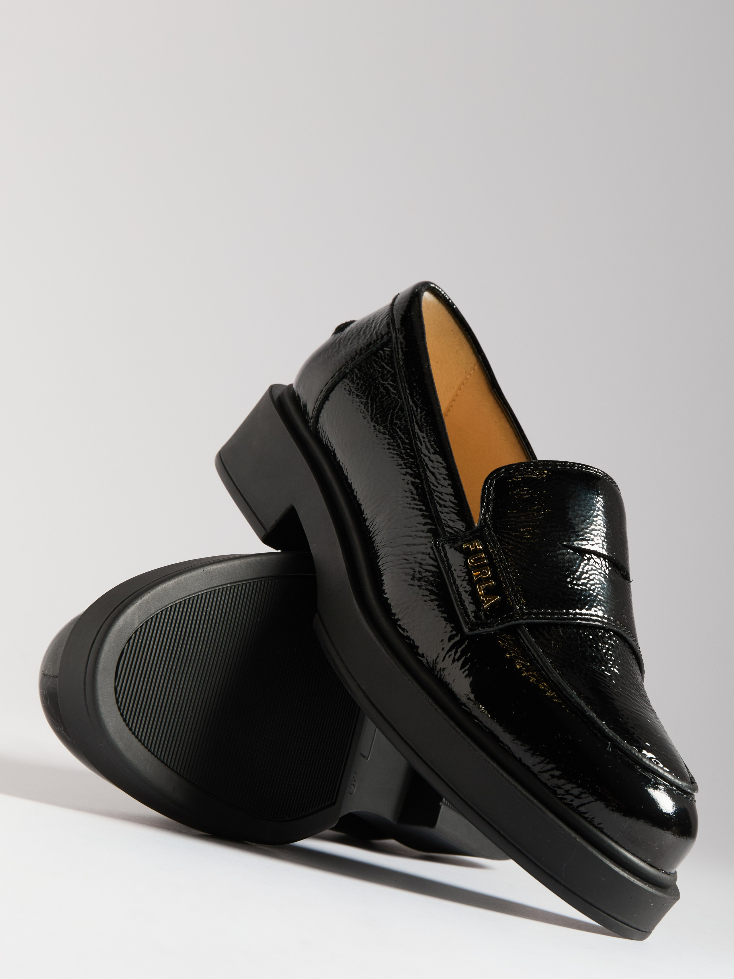 Предметный фотограф в Москве Евгений Шубин