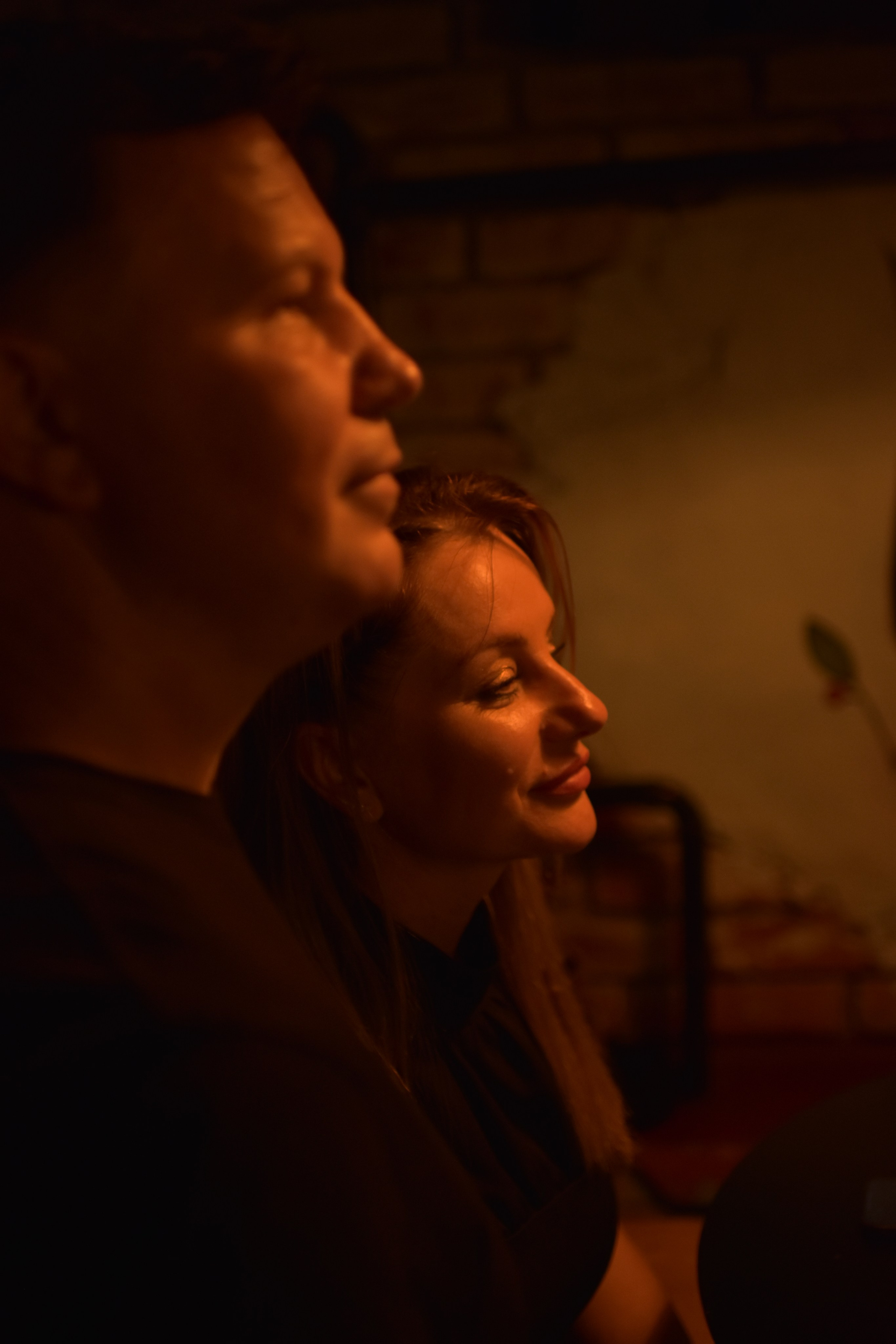 Hard Rock Cafe — Торжественный праздник дня рождения. Фотограф Владивосток (художественный портрет, празднование, торжество, мероприятие, фотопрогулка)