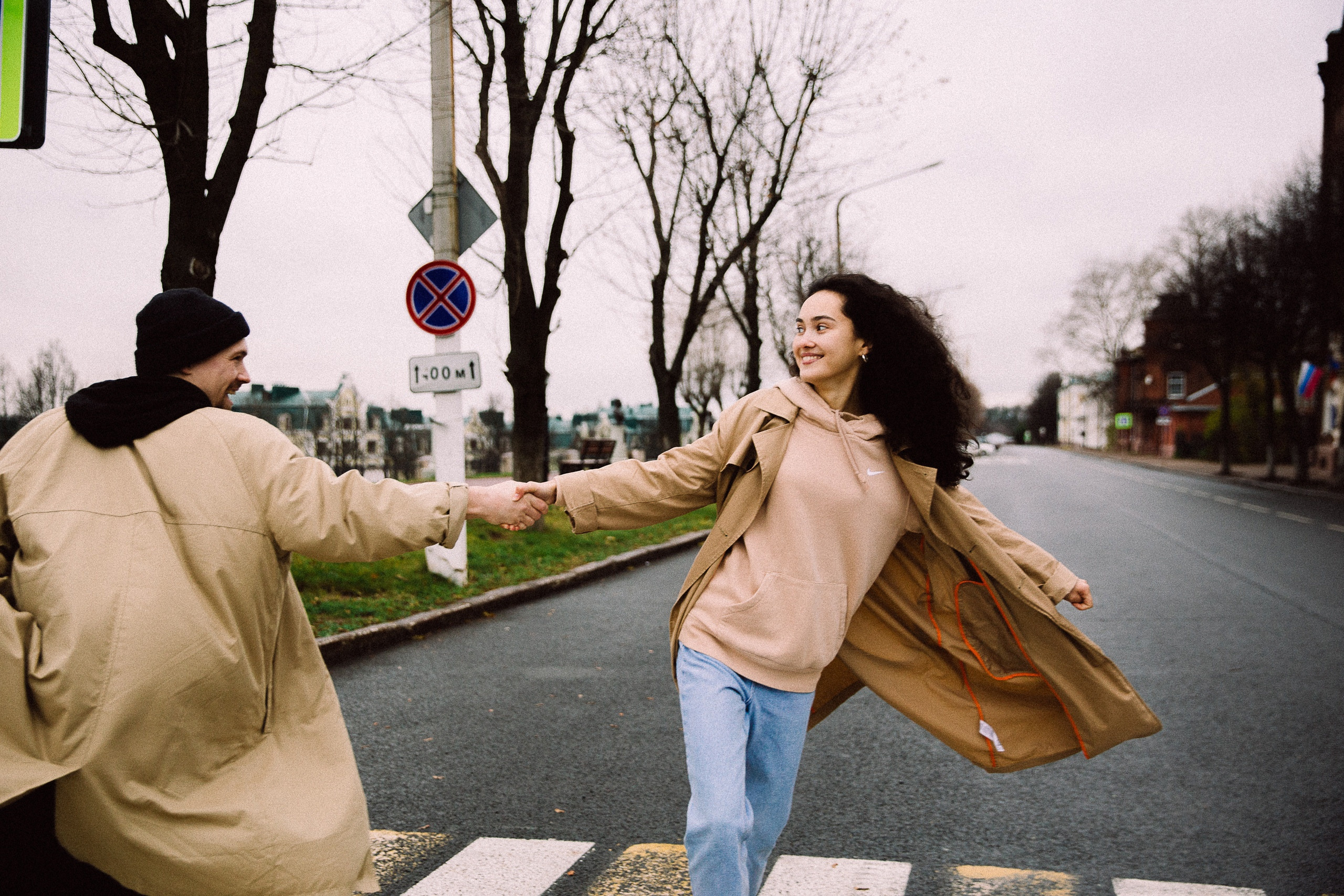 Любить в К. Э Т О М Ы