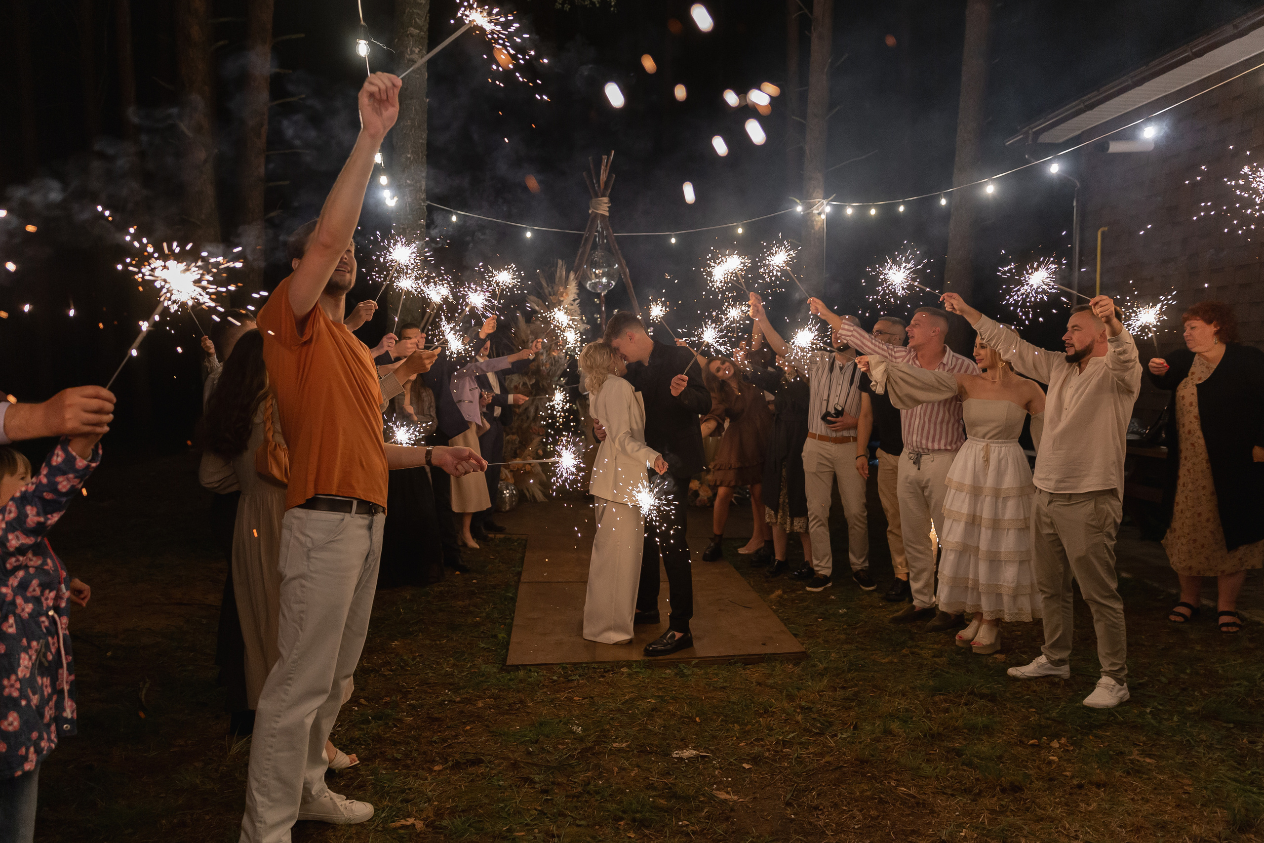 Не женюсь я, не женюсь!. Э Т О М Ы