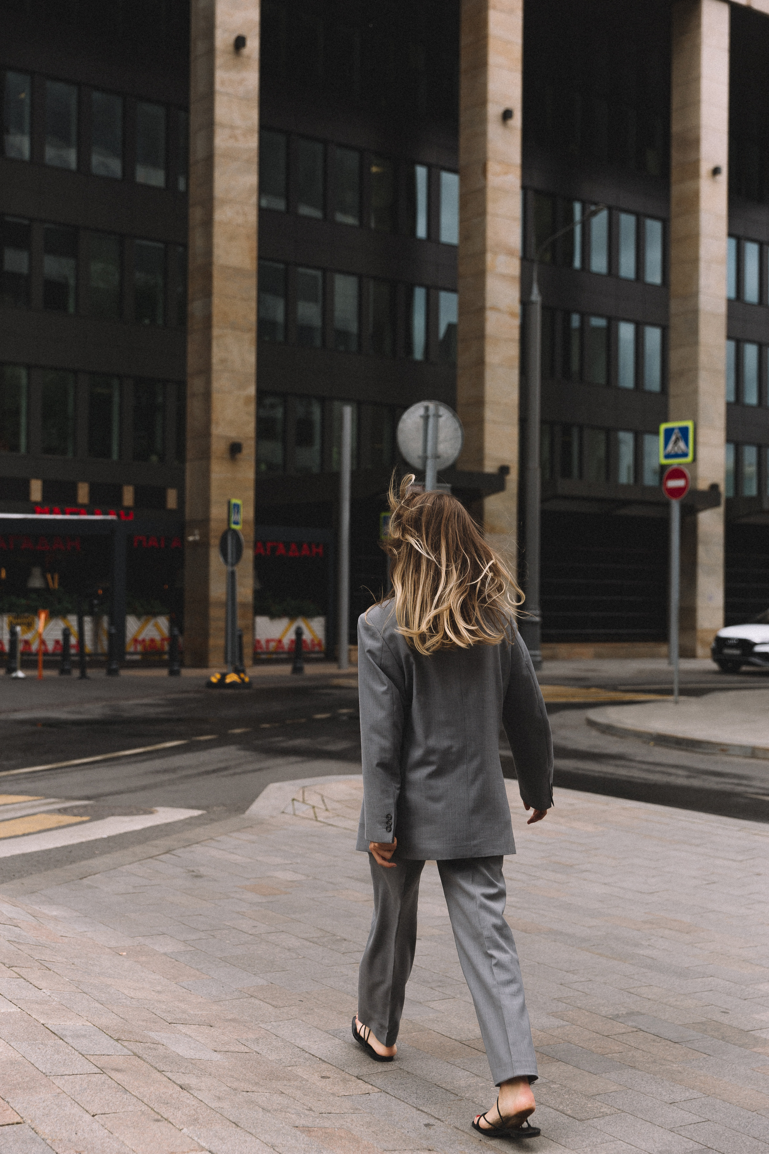 MARY. Э Т О М Ы