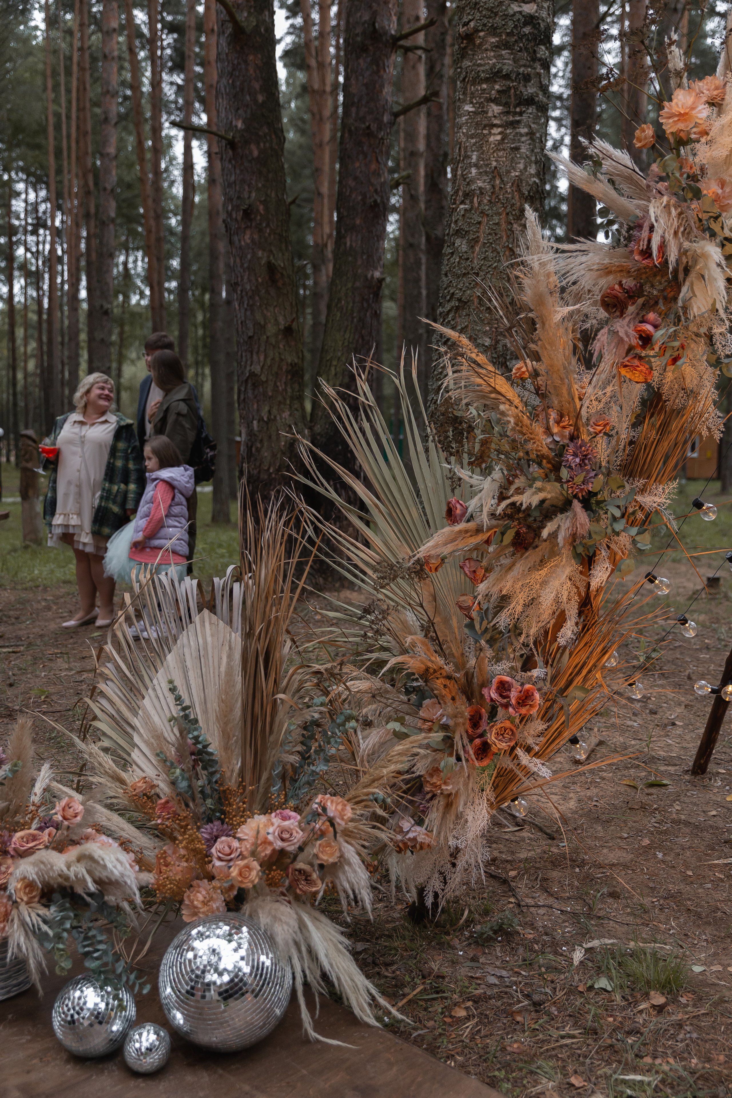 Не женюсь я, не женюсь!. Э Т О М Ы