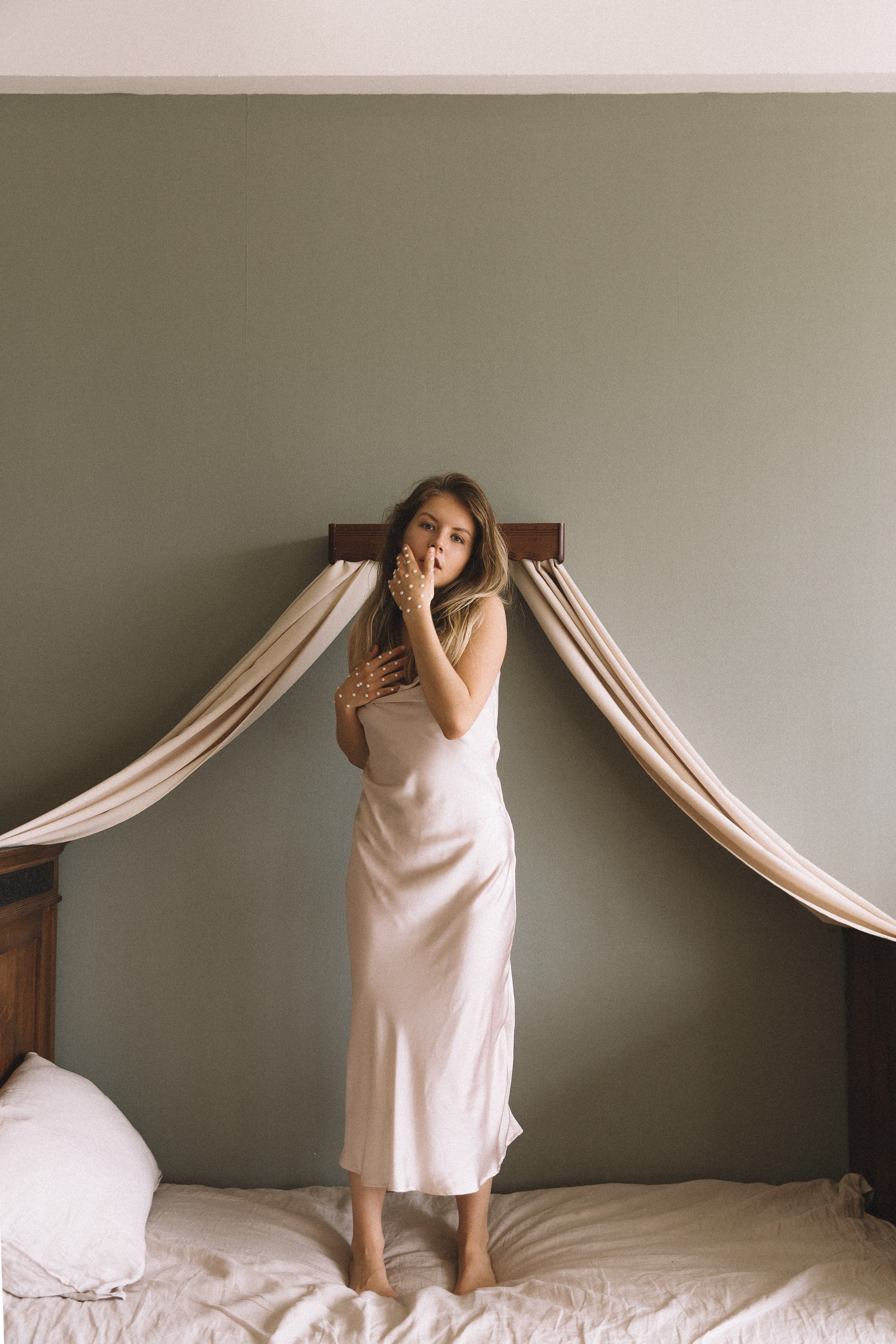 MARY. Э Т О М Ы