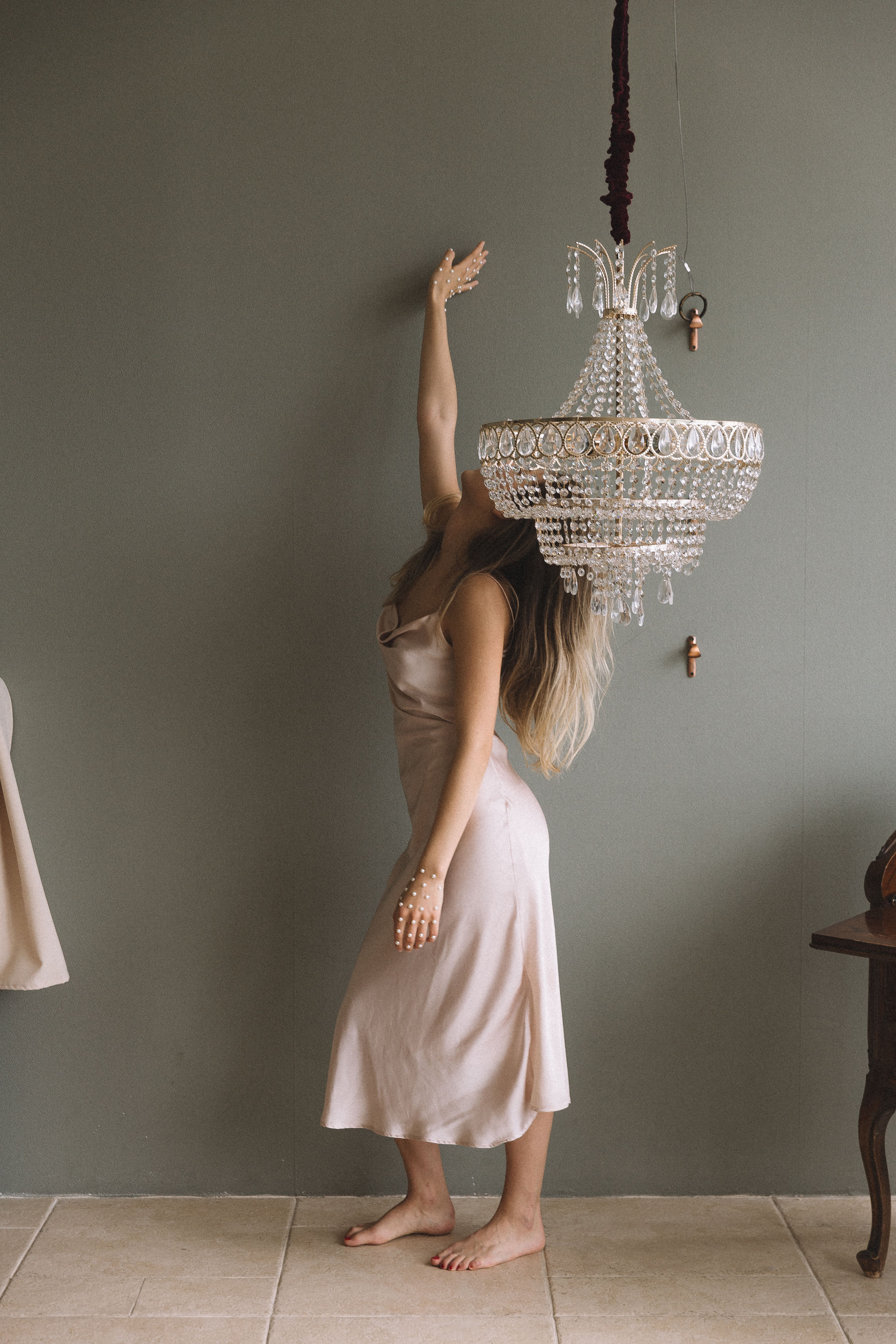 MARY. Э Т О М Ы