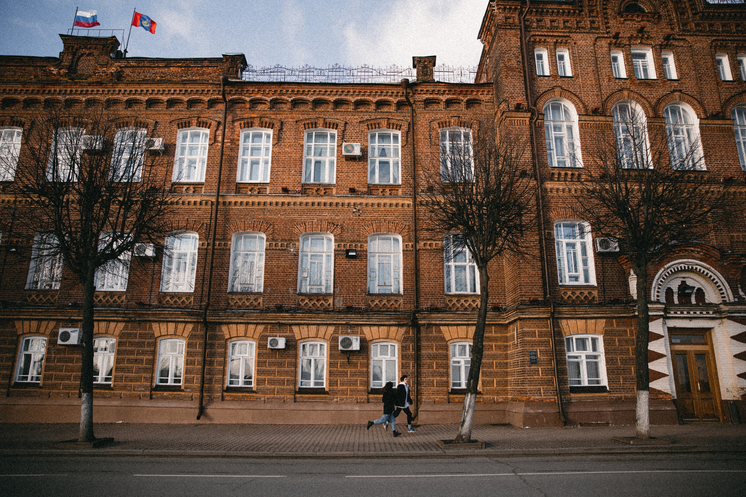 Sin^2(x)+Cos^2(x)=1. Э Т О М Ы