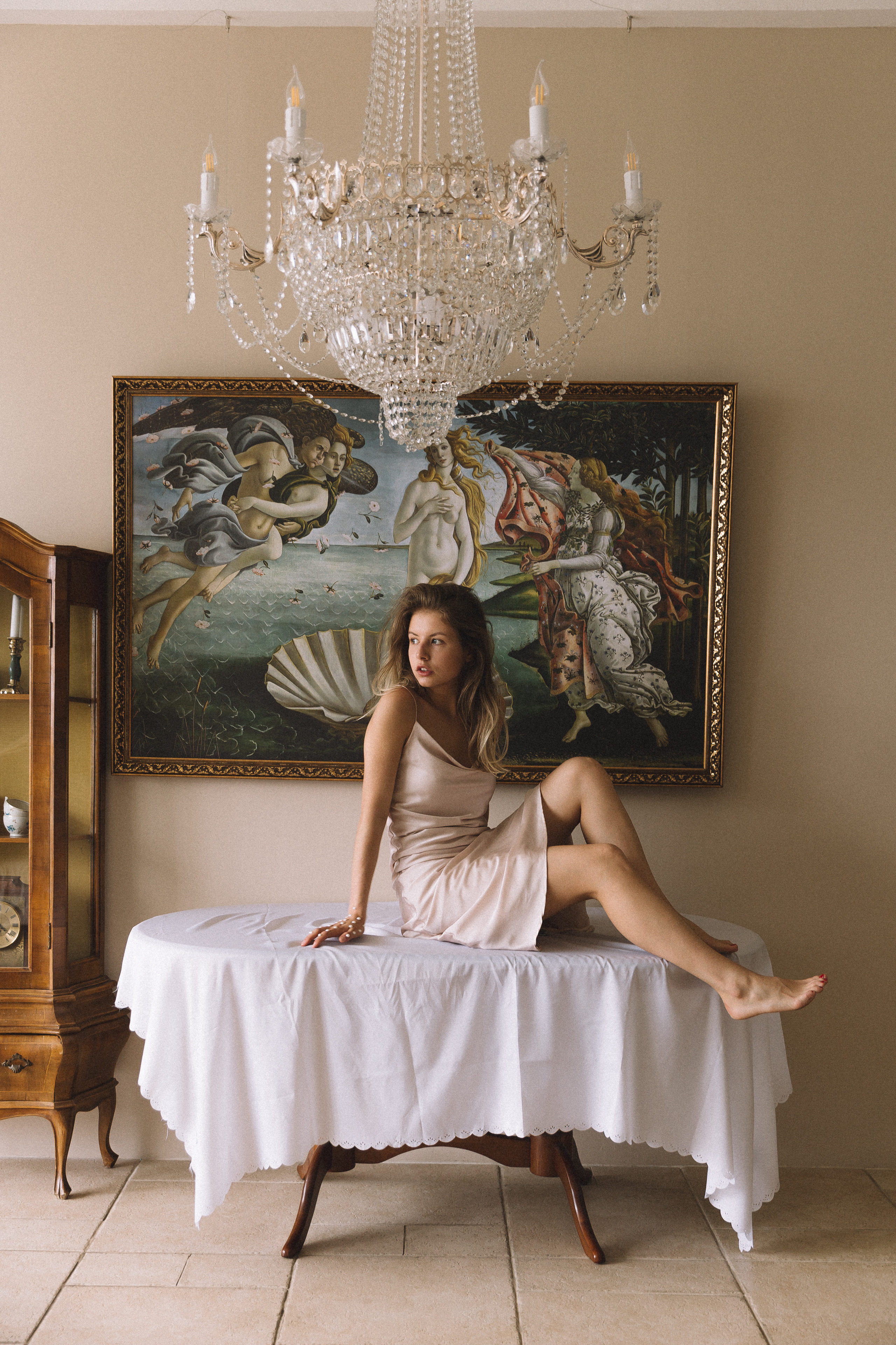 MARY. Э Т О М Ы