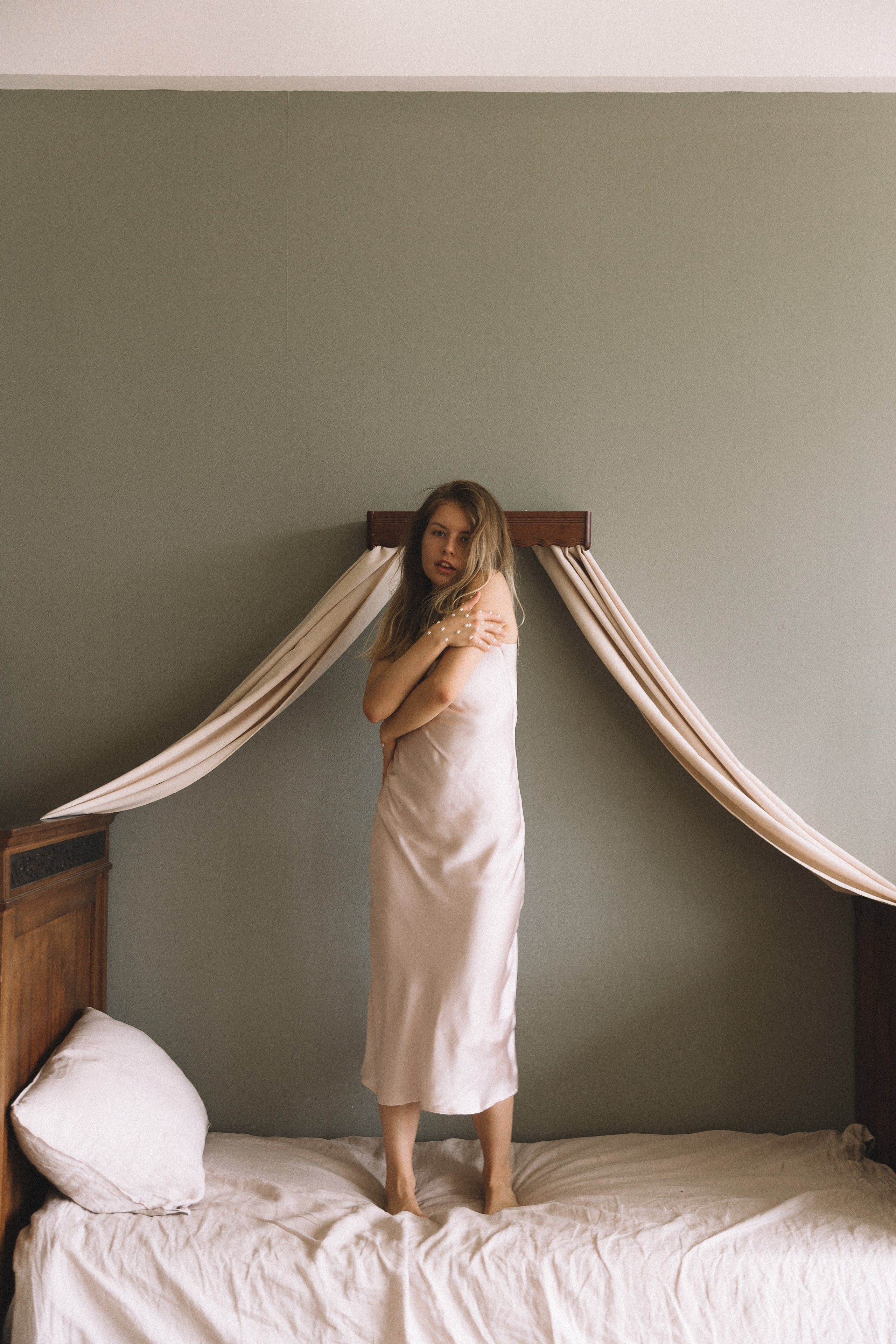 MARY. Э Т О М Ы