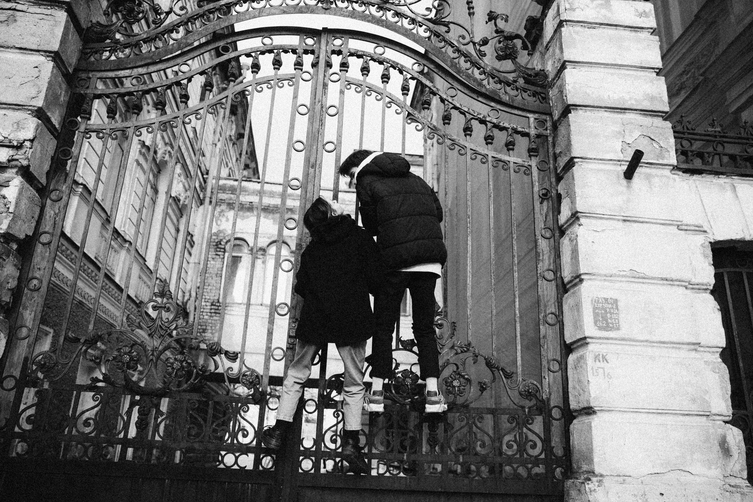 Sin^2(x)+Cos^2(x)=1. Э Т О М Ы